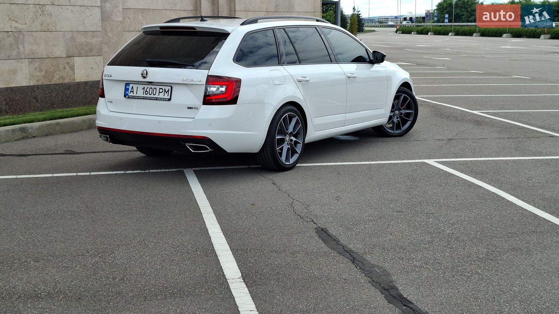 Skoda Octavia 2019 VIN TMBLK7NEXL0042670 фото оголошення 31 з 83