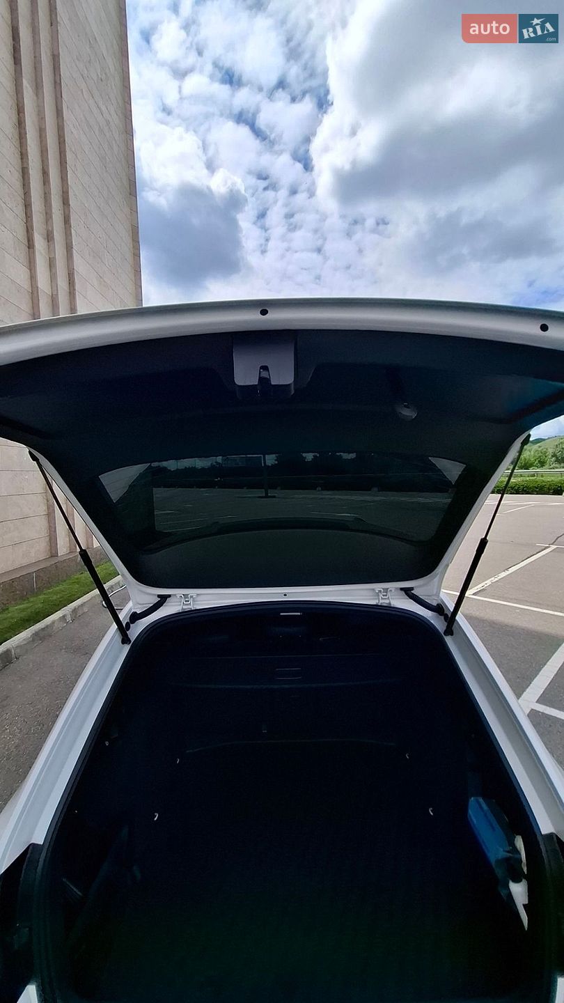 Skoda Octavia 2019 VIN TMBLK7NEXL0042670 фото оголошення 43 з 83
