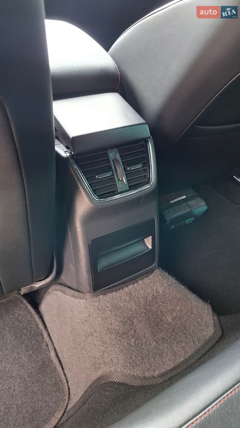 Skoda Octavia 2019 VIN TMBLK7NEXL0042670 фото оголошення 51 з 83