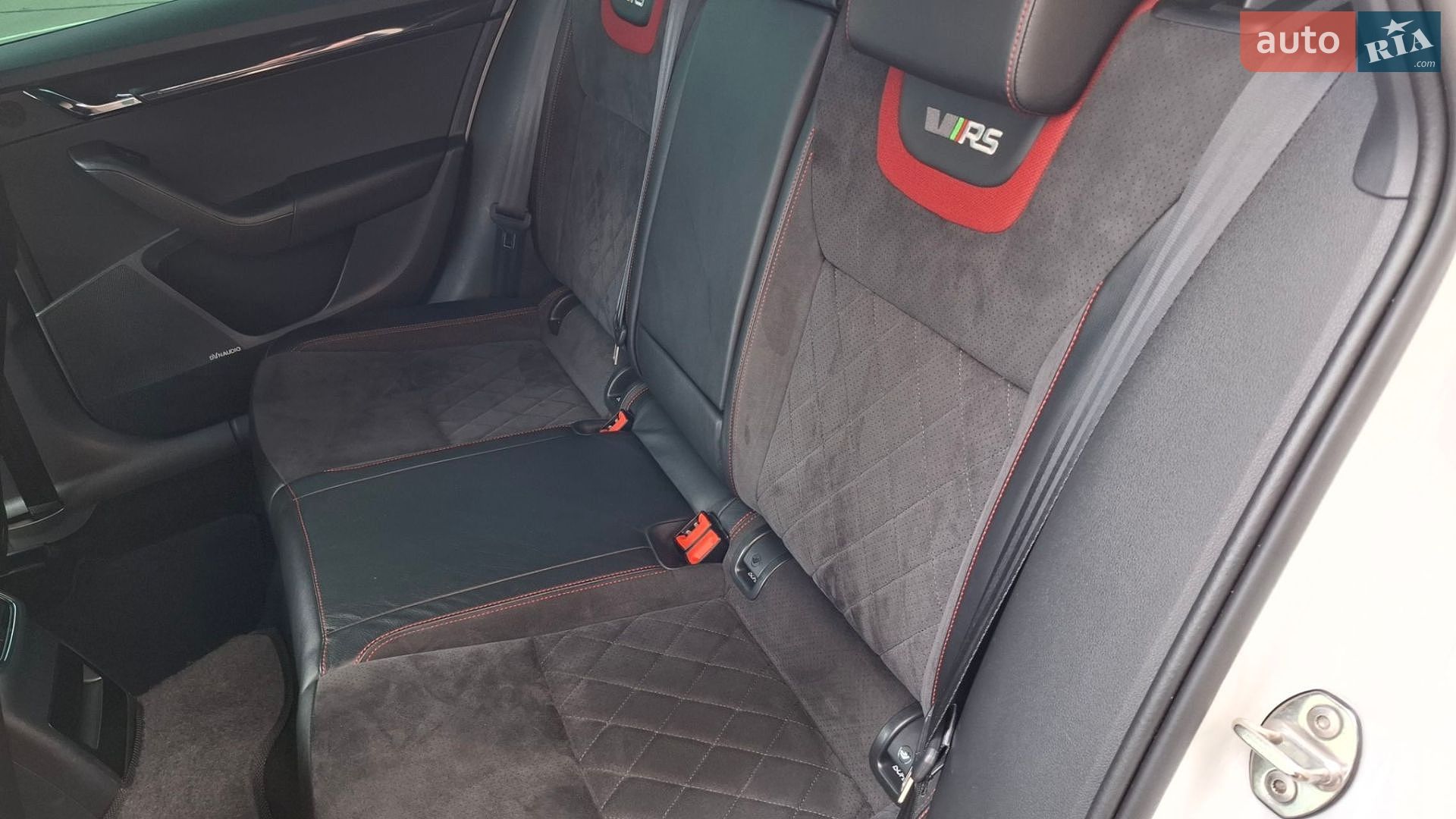 Skoda Octavia 2019 VIN TMBLK7NEXL0042670 фото оголошення 55 з 83