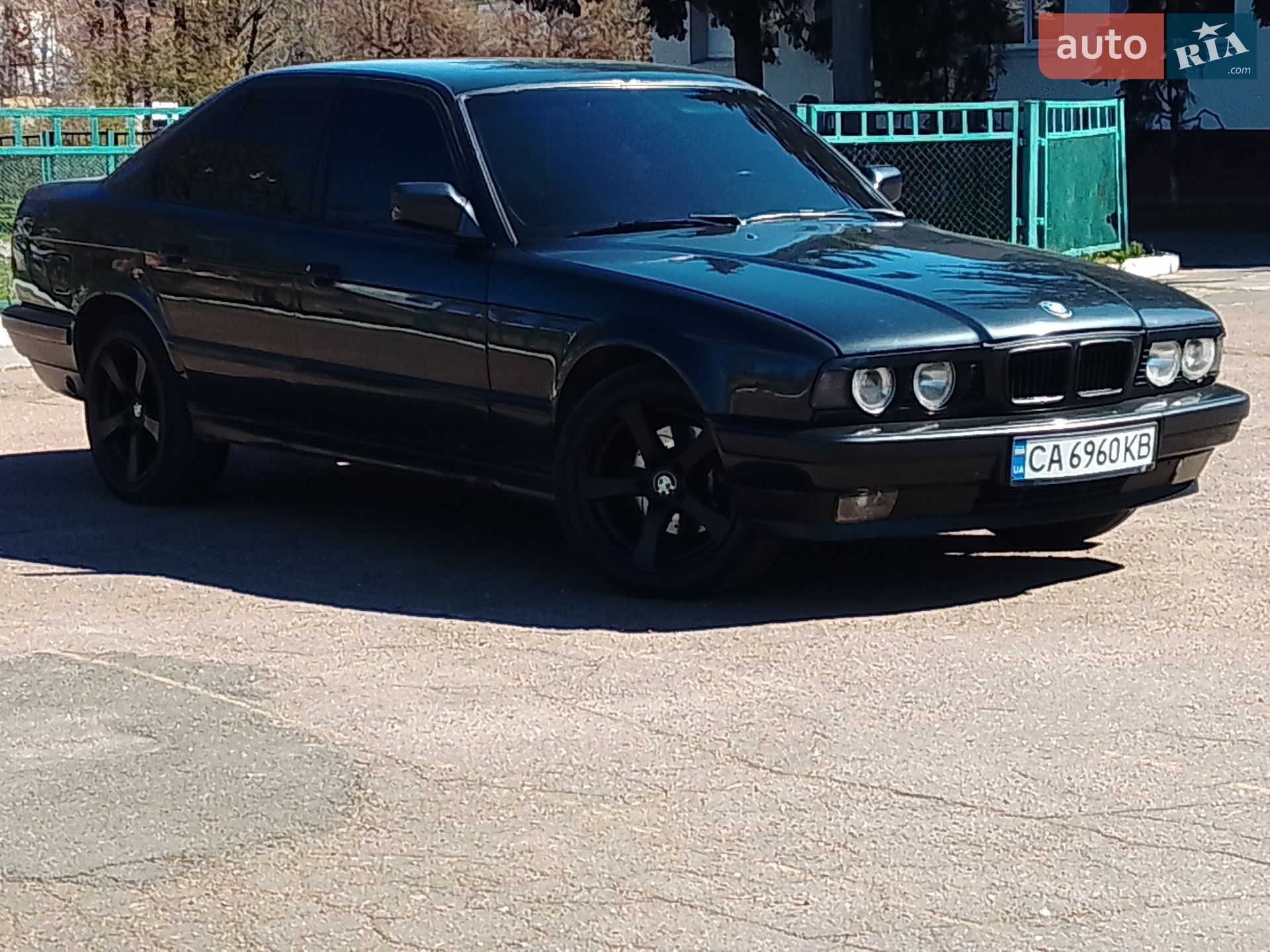 BMW 5 Series 1992 VIN WBAHD51000BG33458 фото оголошення 4 з 31