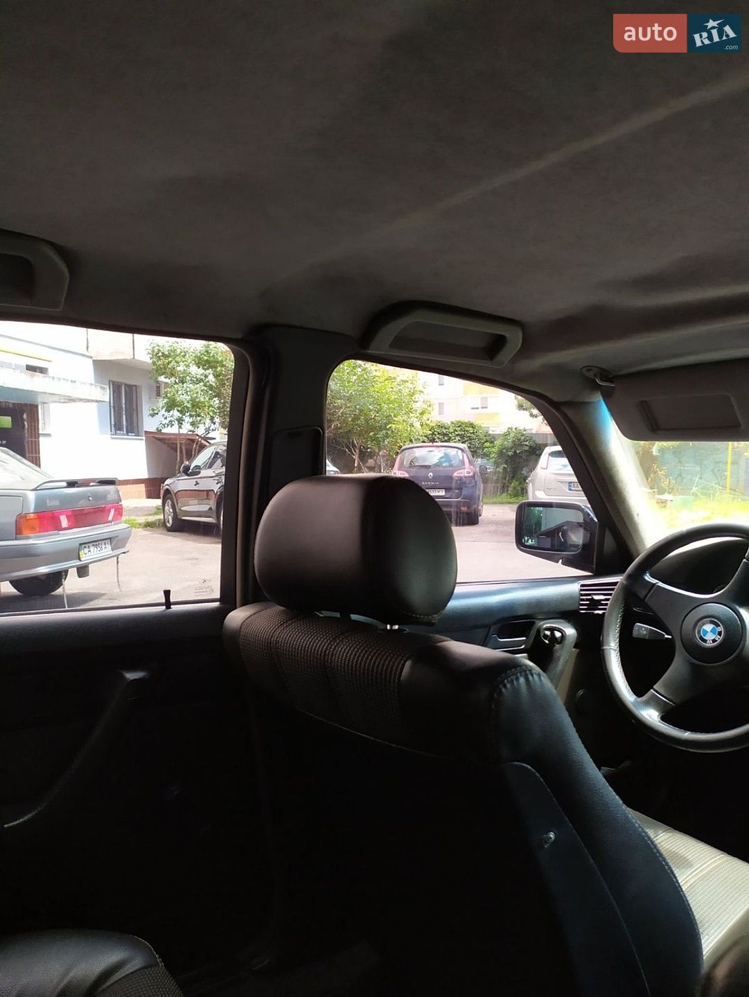 BMW 5 Series 1992 VIN WBAHD51000BG33458 фото оголошення 22 з 31