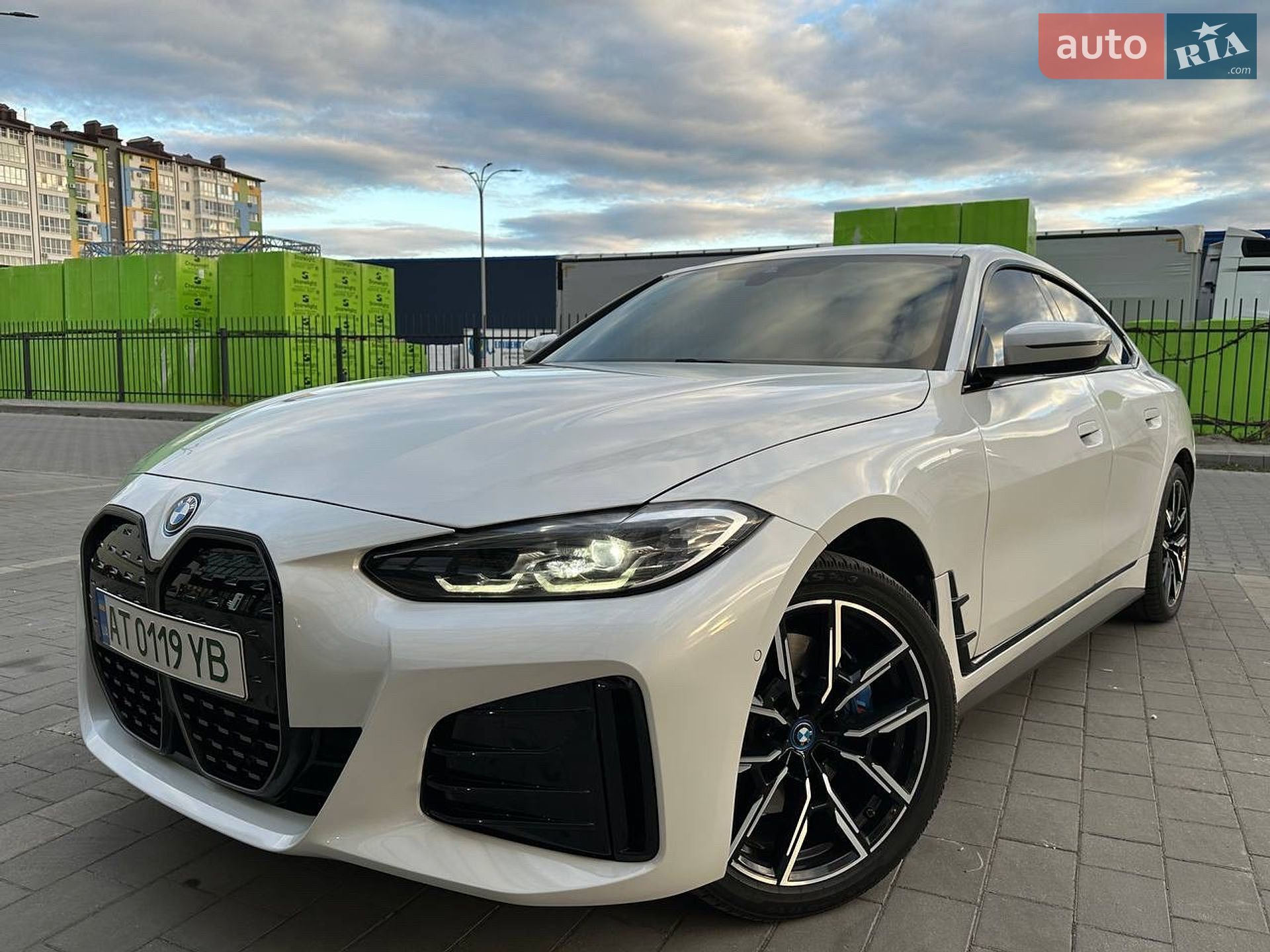 BMW i4 2022 VIN WBY73AW08PFN85760 фото оголошення 3 з 37