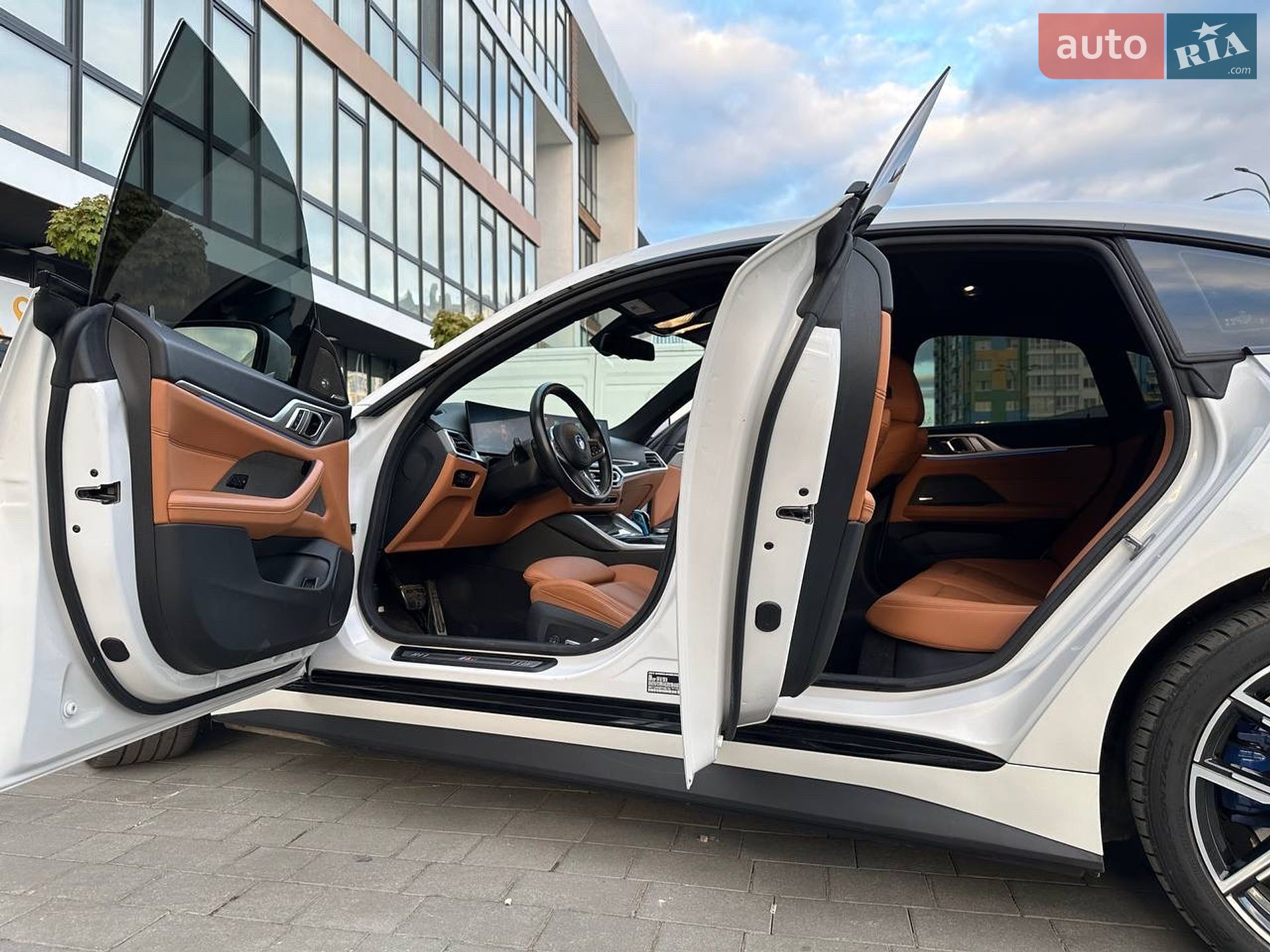 BMW i4 2022 VIN WBY73AW08PFN85760 фото оголошення 10 з 37