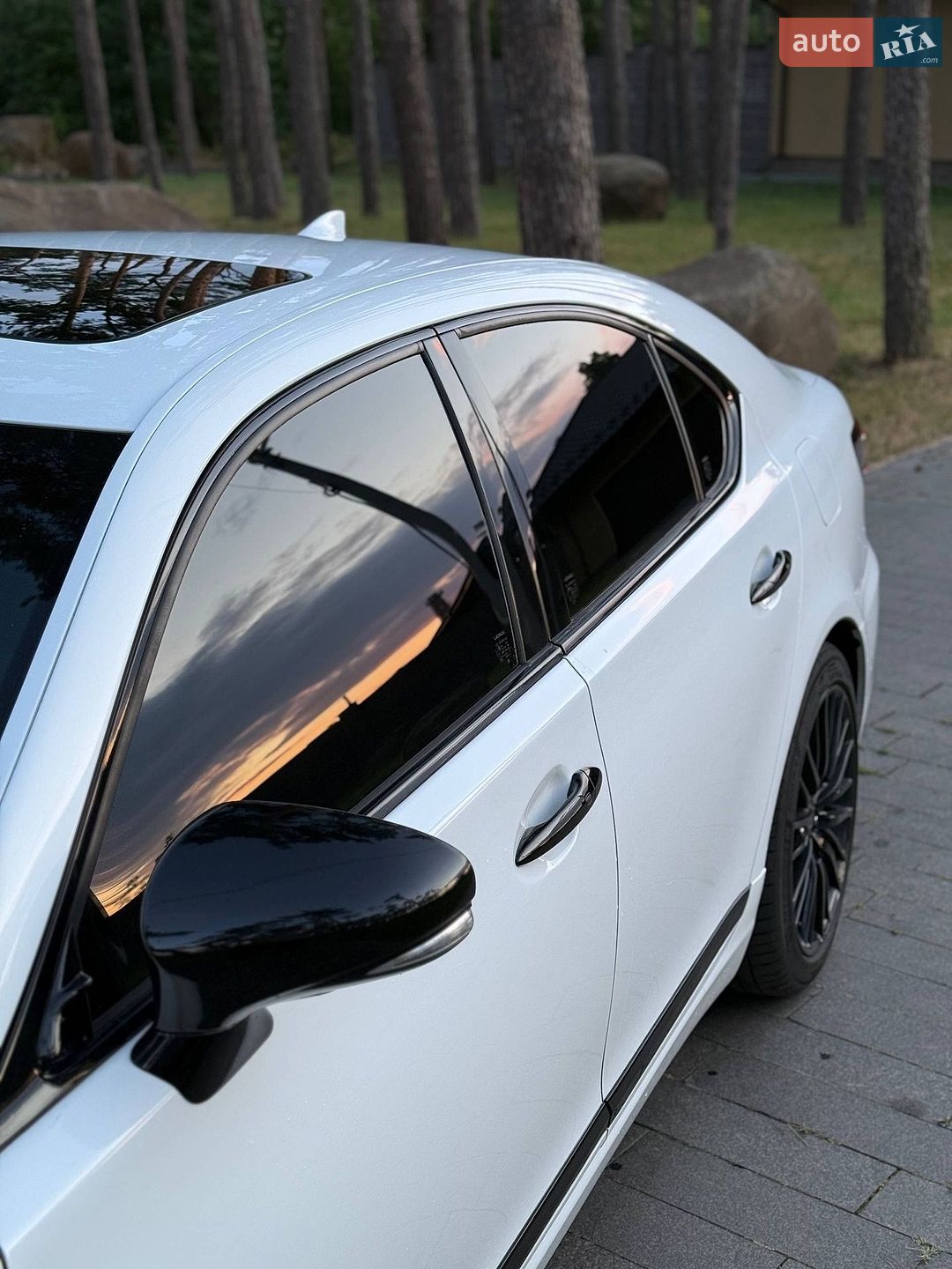 Lexus LS 2014 VIN JTHCL5EF4F5023242 фото оголошення 6 з 26