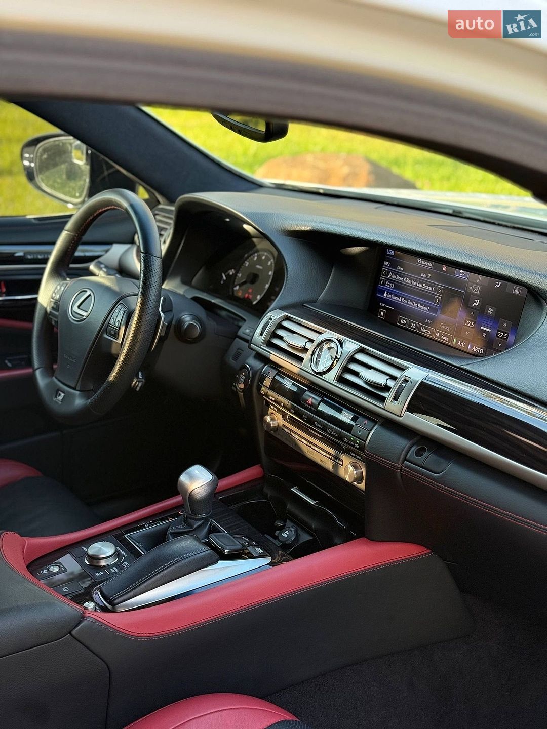 Lexus LS 2014 VIN JTHCL5EF4F5023242 фото оголошення 14 з 26