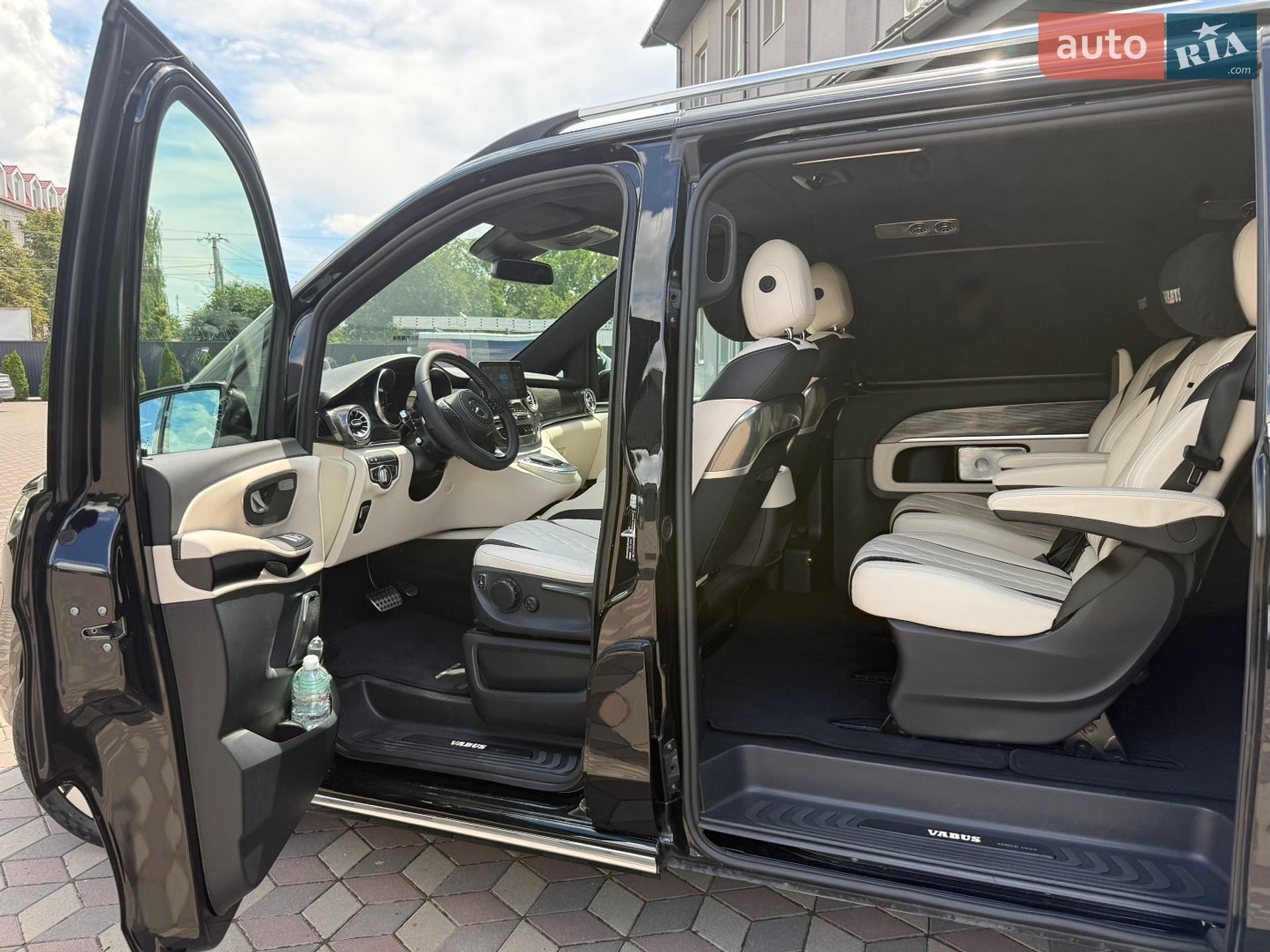 Mercedes-Benz EQV 2020 VIN W1V44781513822370 фото оголошення 34 з 88
