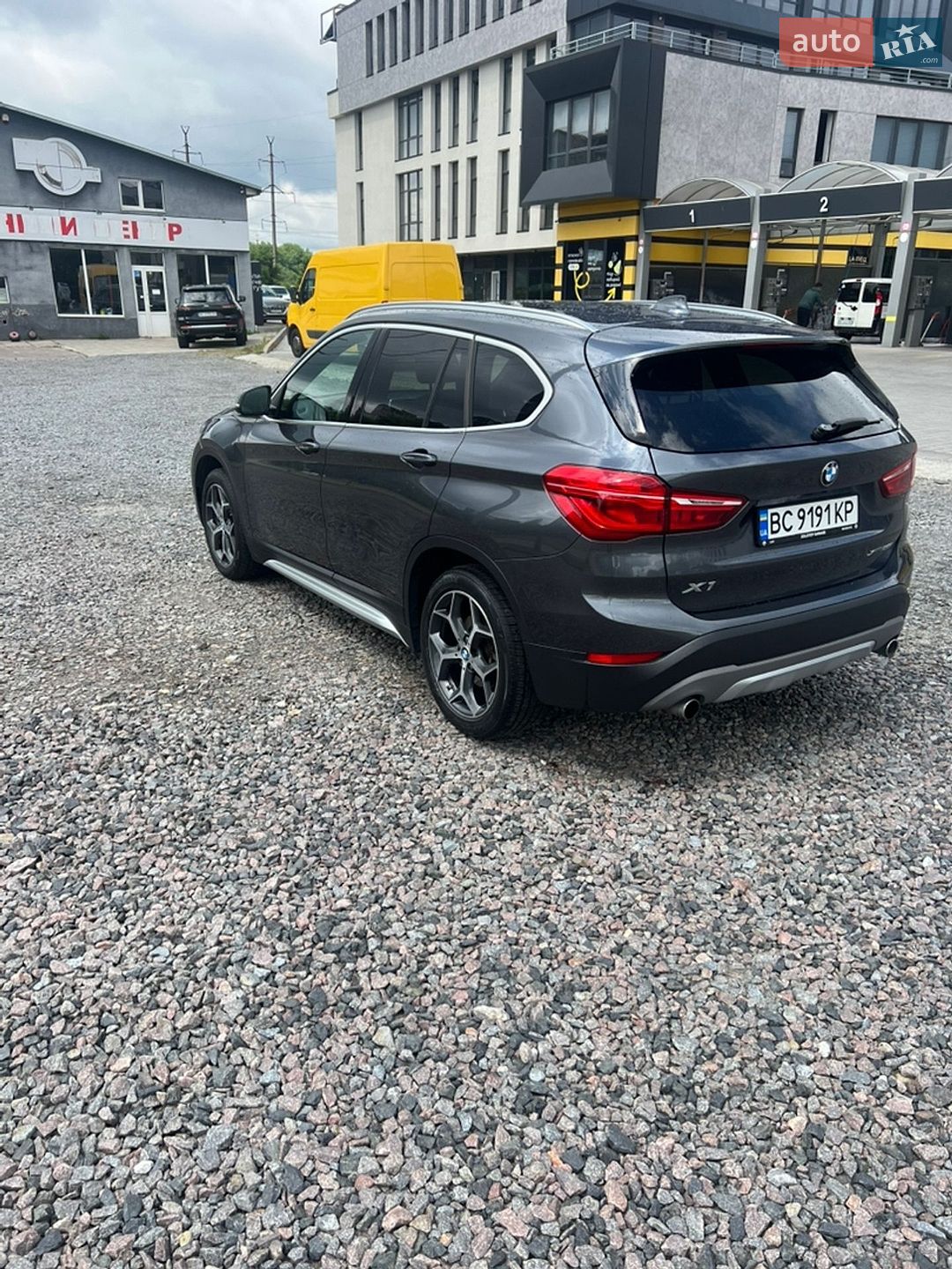 BMW X1 2018 VIN WBXHT3C31J3H31737 фото оголошення 6 з 19