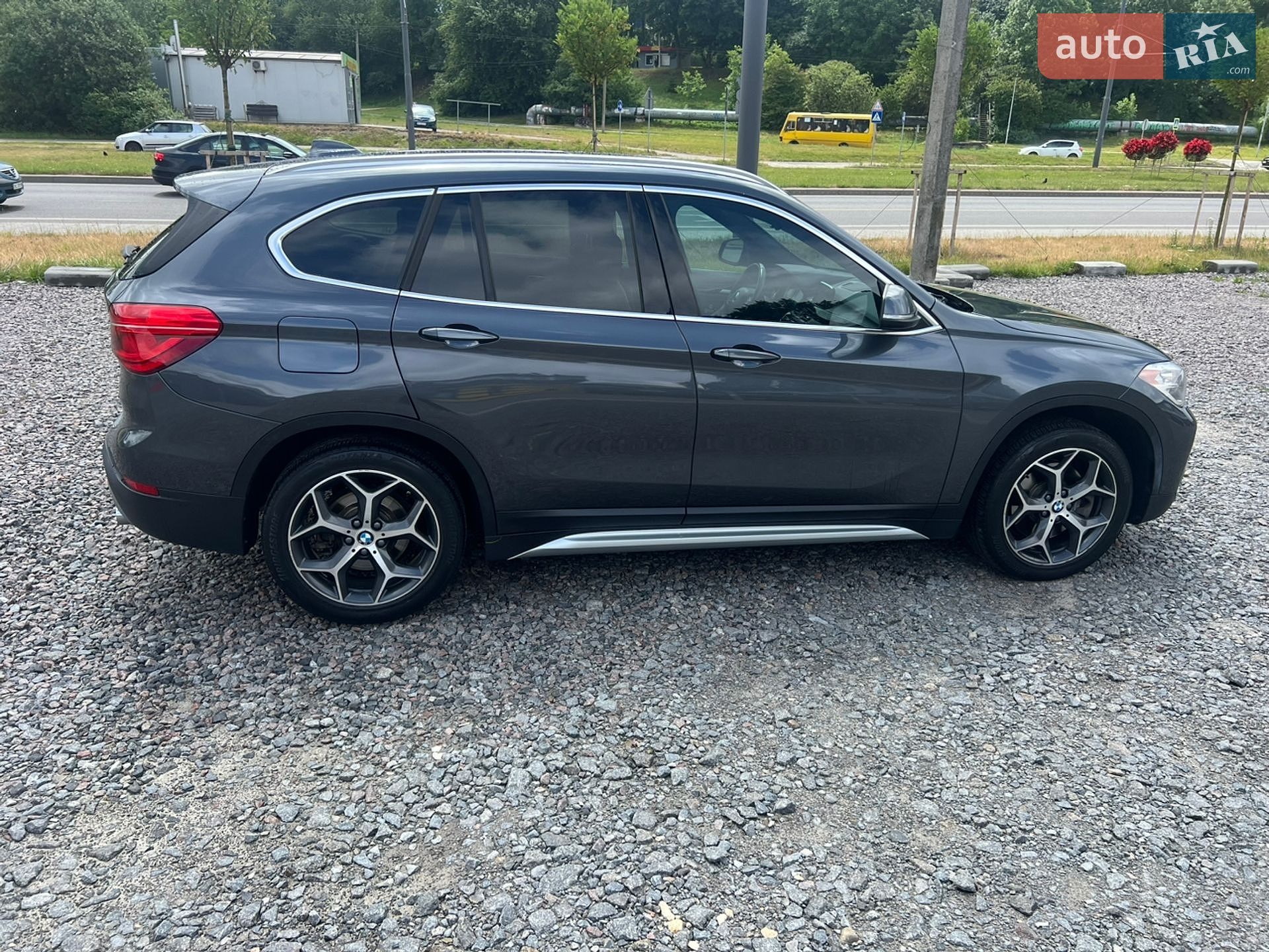 BMW X1 2018 VIN WBXHT3C31J3H31737 фото оголошення 9 з 19