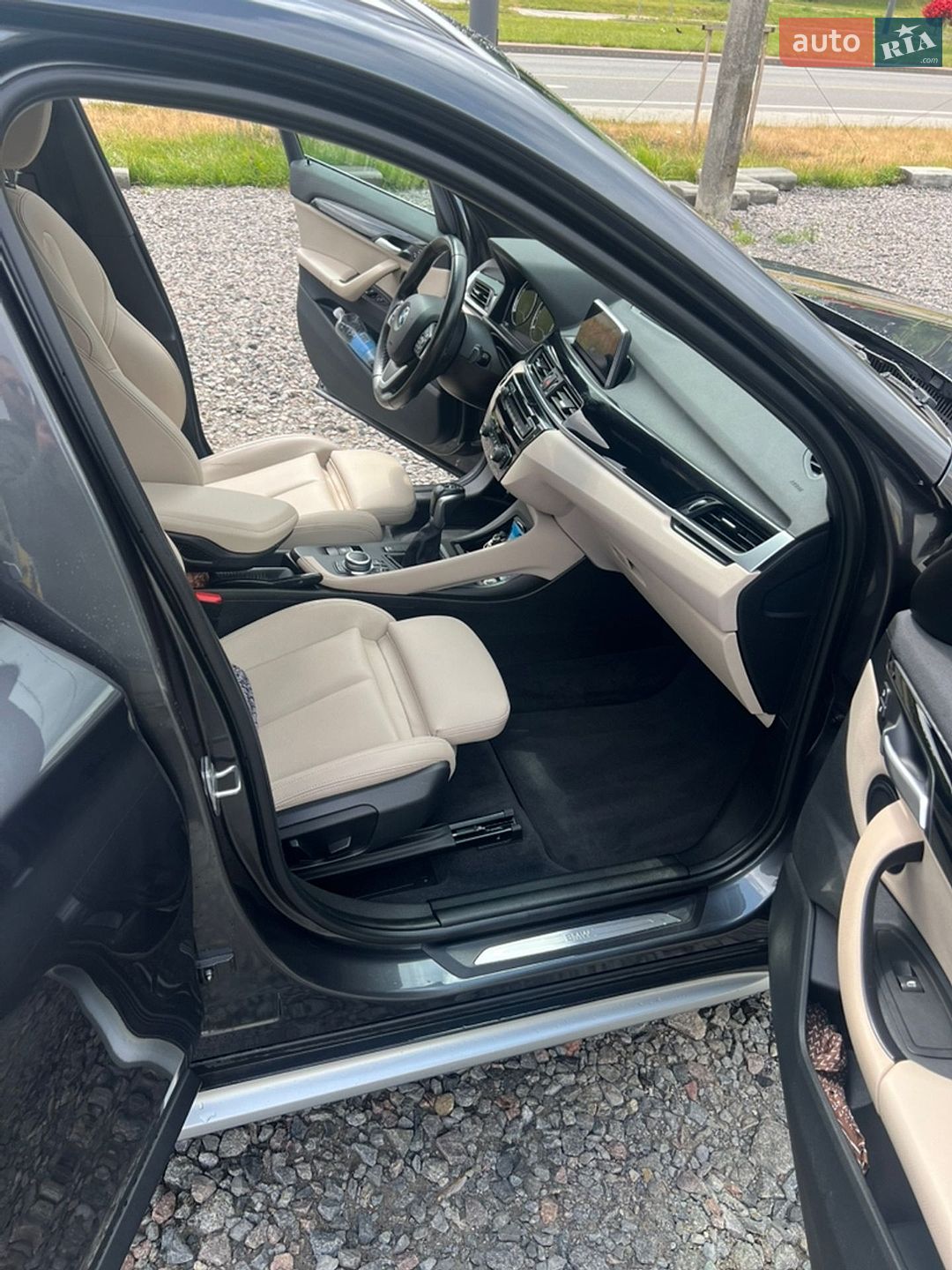 BMW X1 2018 VIN WBXHT3C31J3H31737 фото оголошення 14 з 19