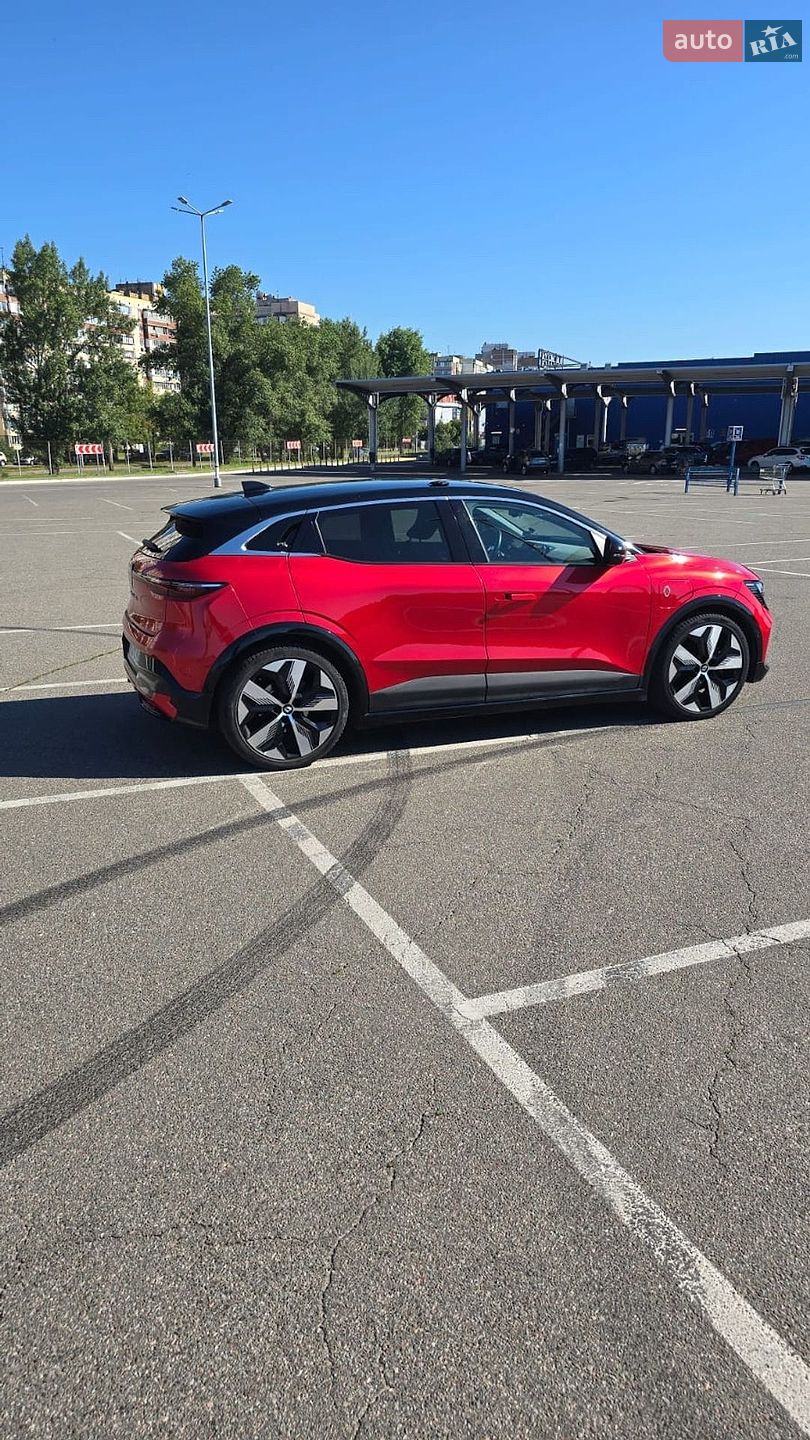 Renault Megane E-Tech Electric 2022 VIN VF1RCB00468399353 фото оголошення 6 з 27