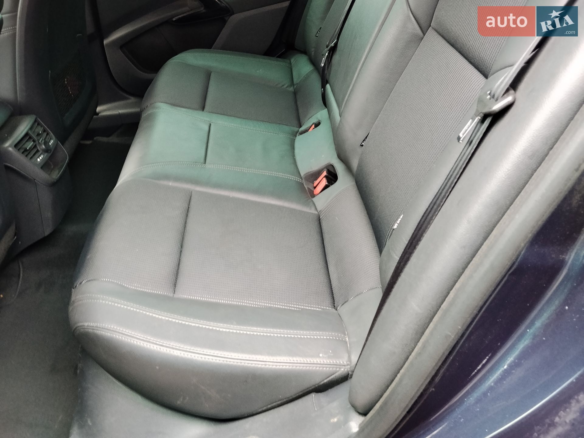 Peugeot 508 2016 VIN VF38EAHWTFL017072 фото оголошення 28 з 40