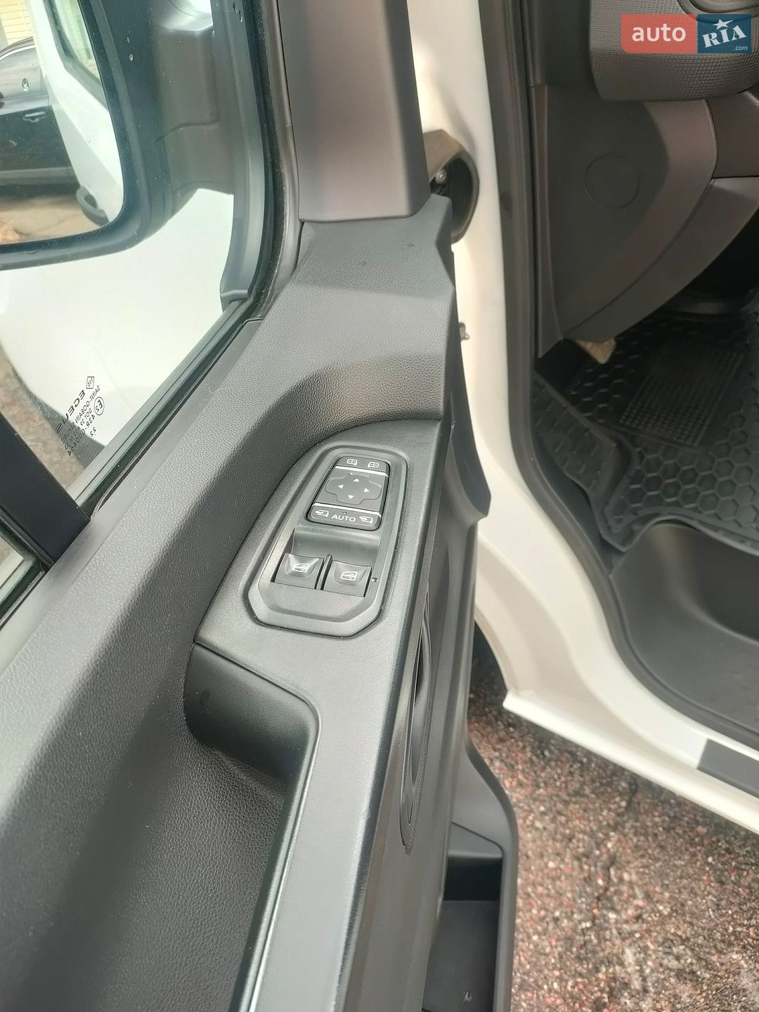 Renault Trafic 2022 VIN VF1FL000169768686 фото оголошення 24 з 24