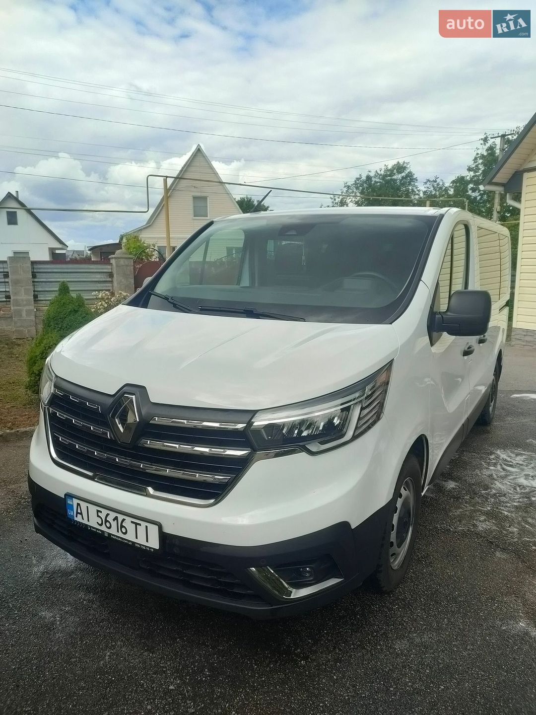 Renault Trafic 2022 VIN VF1FL000169768686 фото оголошення 2 з 24