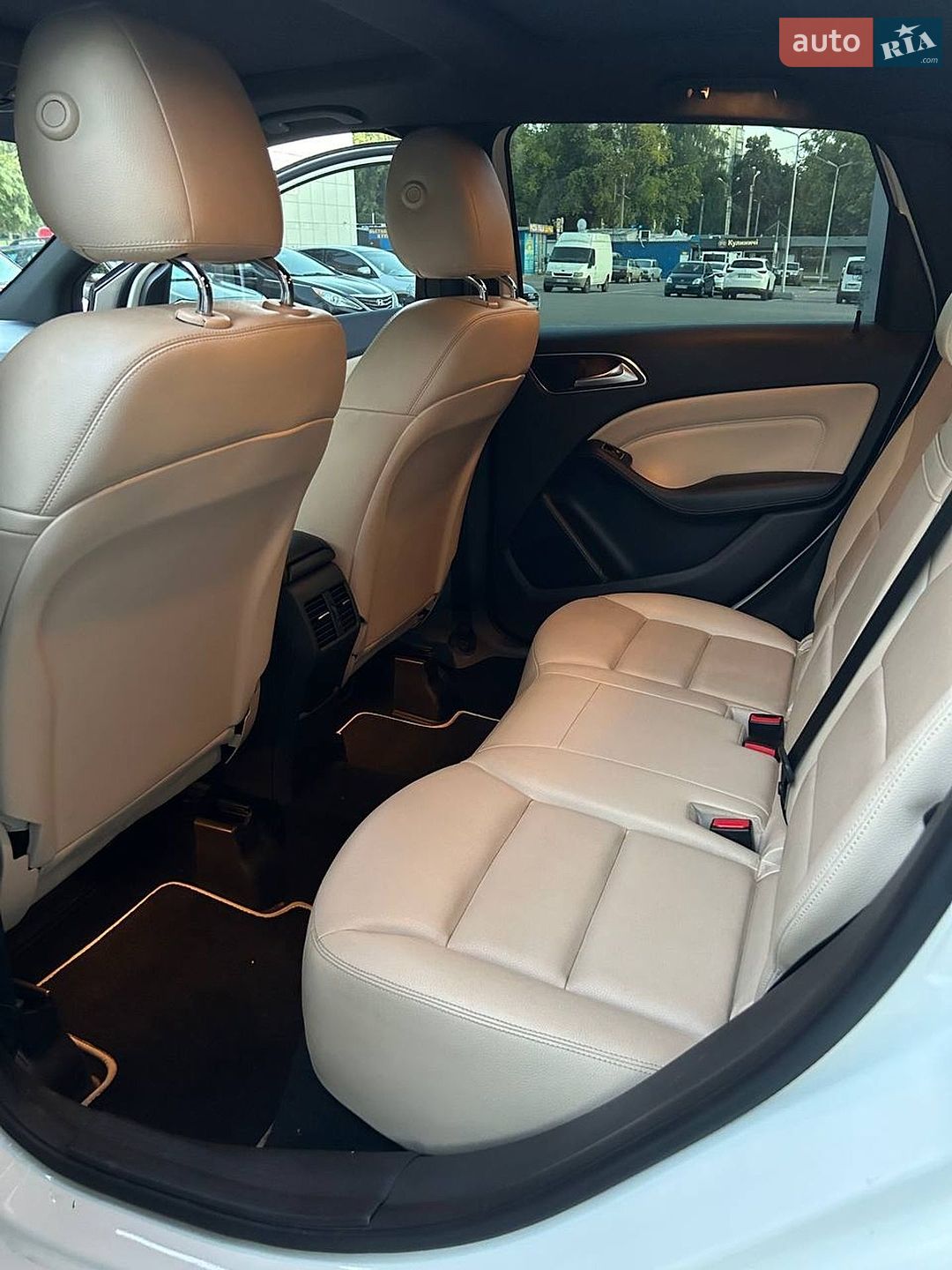 Mercedes-Benz B-Class 2014 VIN WDDMH4EB2EJ221330 фото оголошення 7 з 18