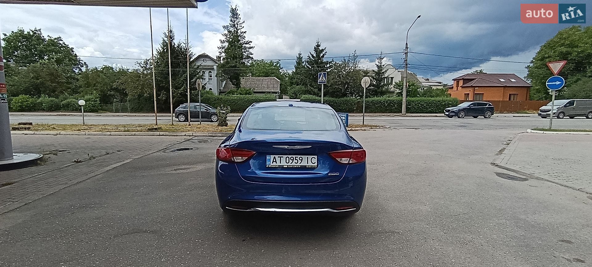 Chrysler 200 2014 VIN 1C3CCCAB0FN582543 фото оголошення 6 з 29
