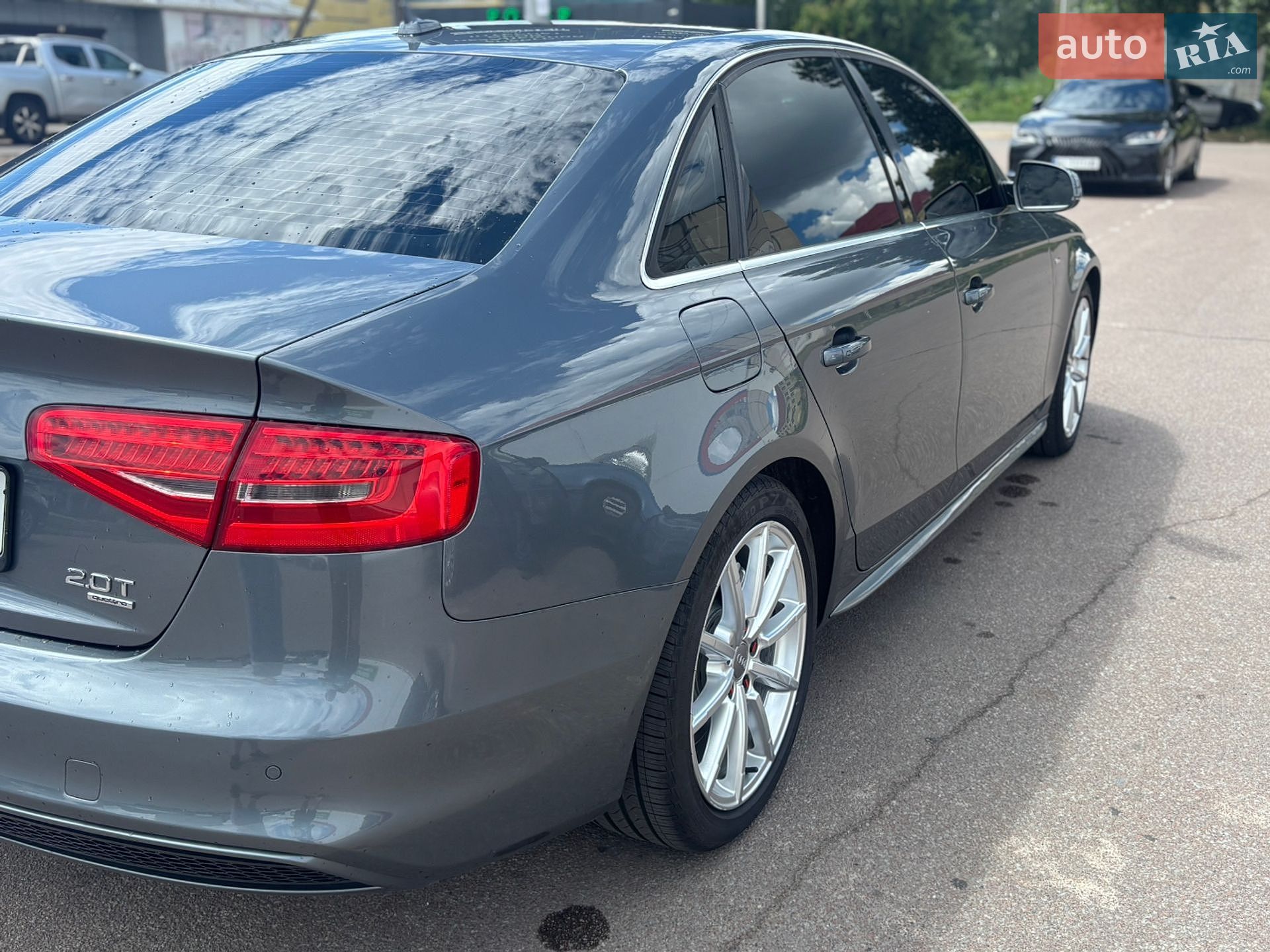 Audi A4 2014 VIN WAUFFAFL1FN002669 фото оголошення 7 з 25