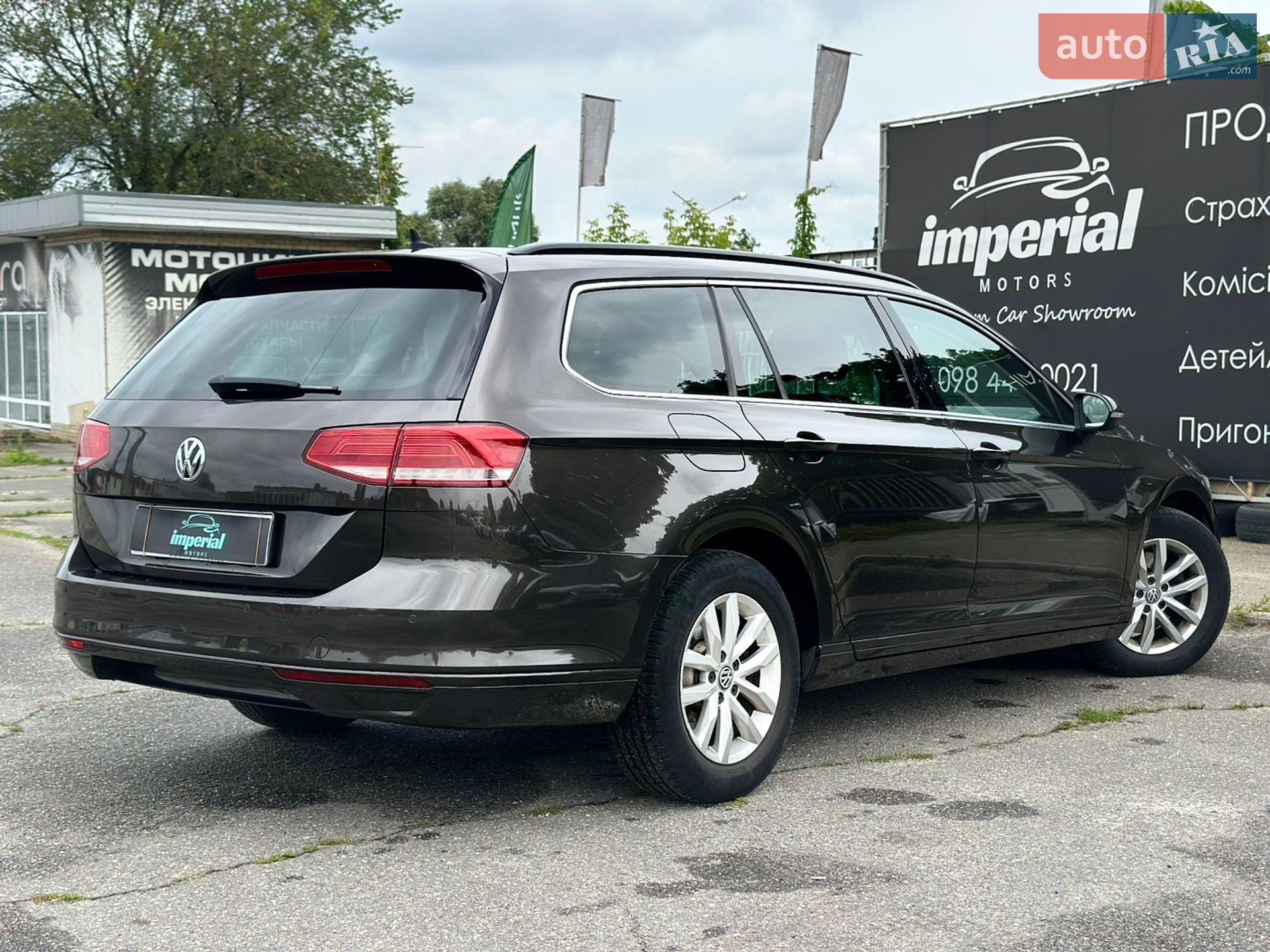 Volkswagen Passat 2017 VIN WVWZZZ3CZHE159336 фото оголошення 10 з 23