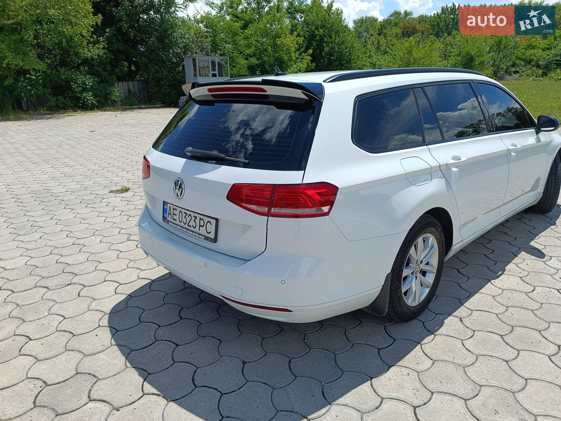 Volkswagen Passat 2018 VIN WVWZZZ3CZJE202229 фото оголошення 4 з 26