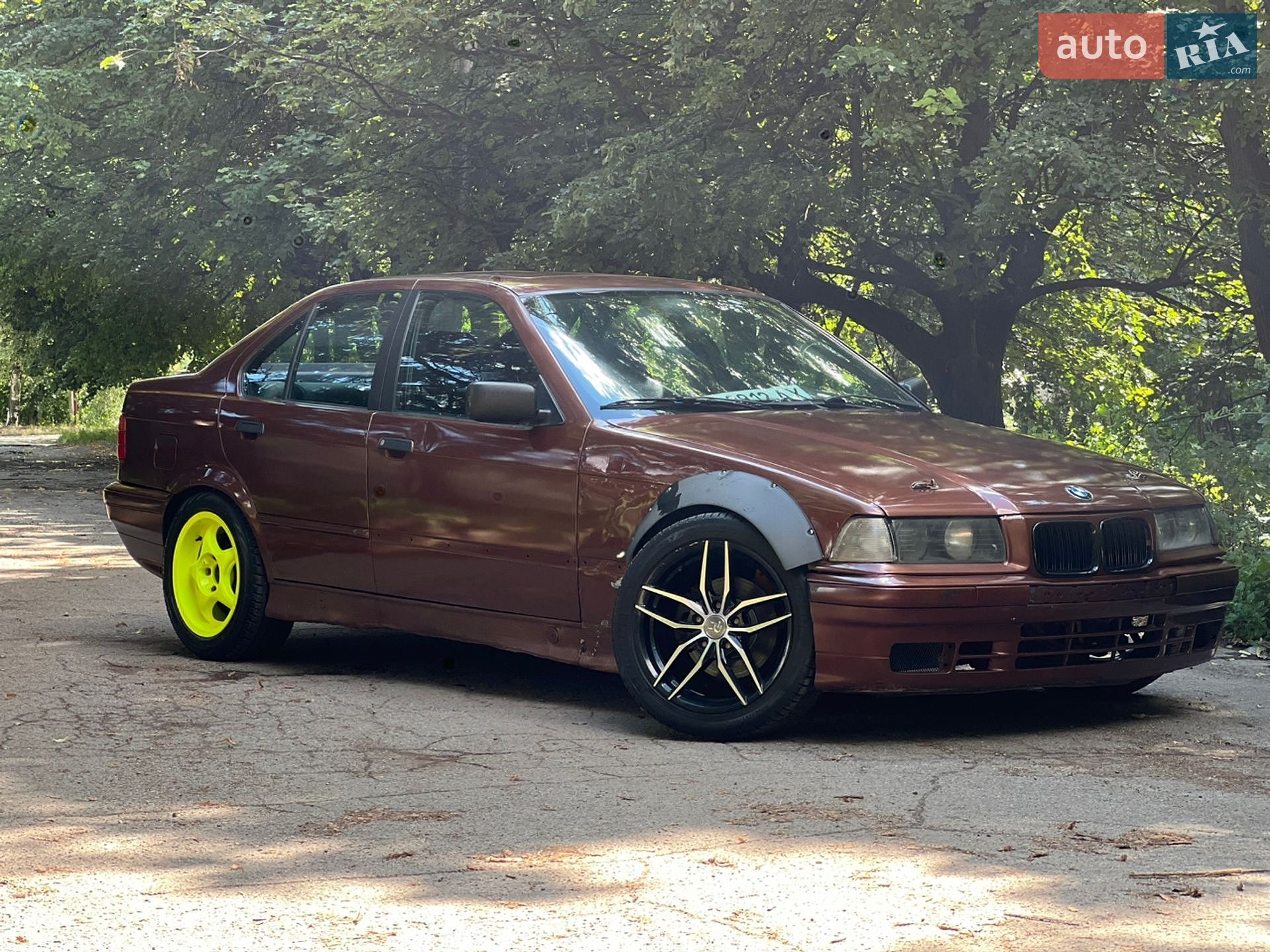 BMW 3 Series 1991 VIN WBAAB510301230018 фото оголошення 4 з 23