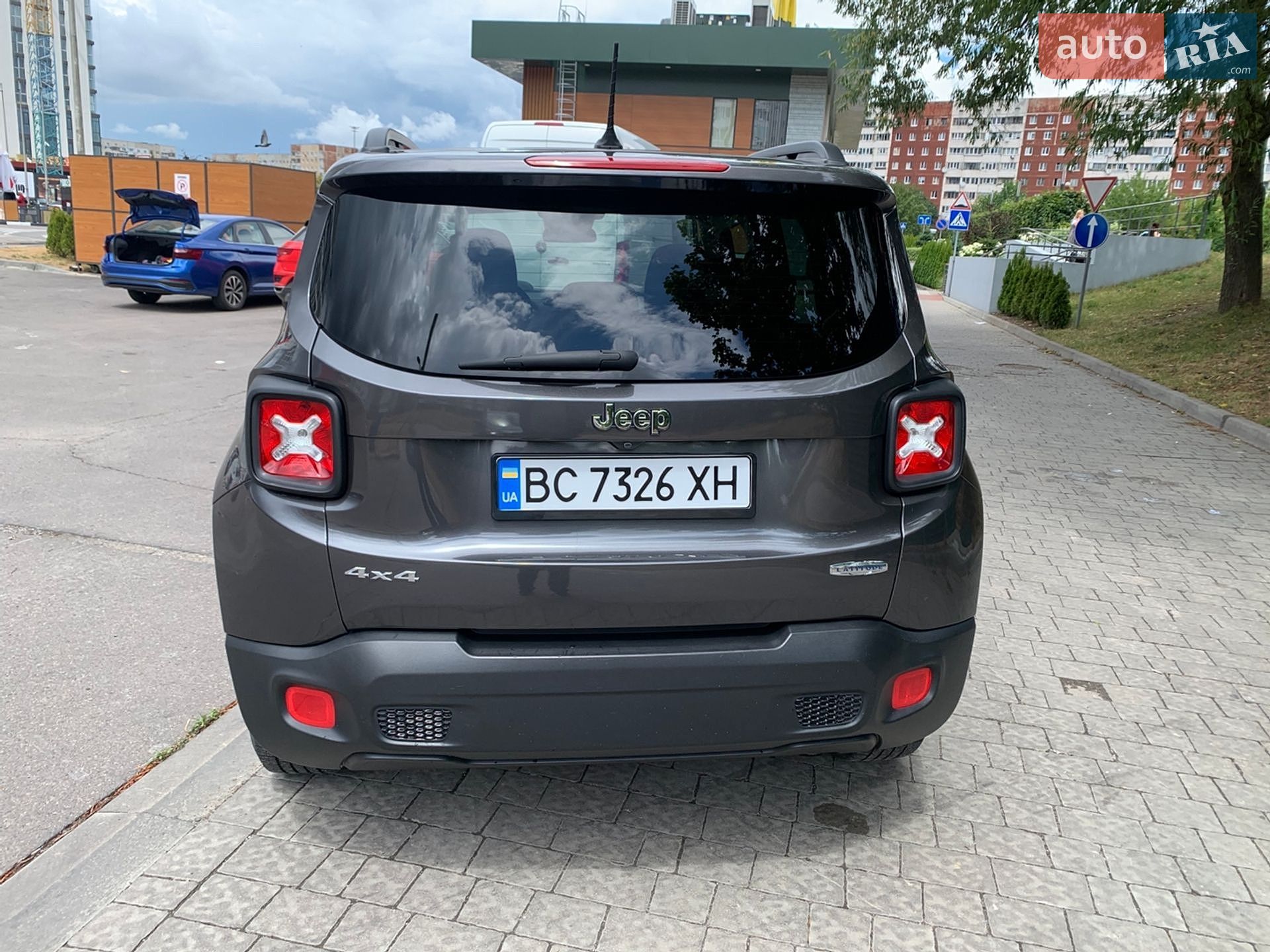 Jeep Renegade 2017 VIN ZACCJBBB8HPG59597 фото оголошення 7 з 58