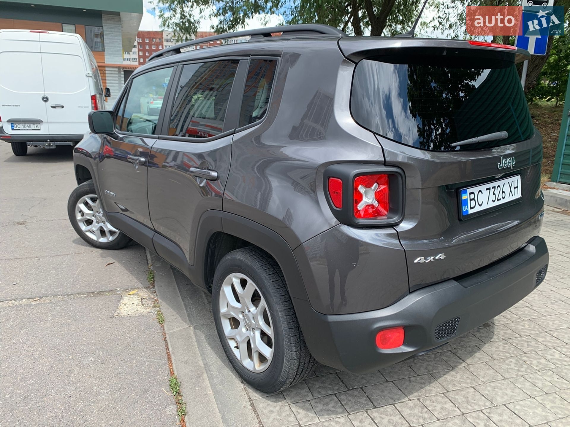 Jeep Renegade 2017 VIN ZACCJBBB8HPG59597 фото оголошення 8 з 58