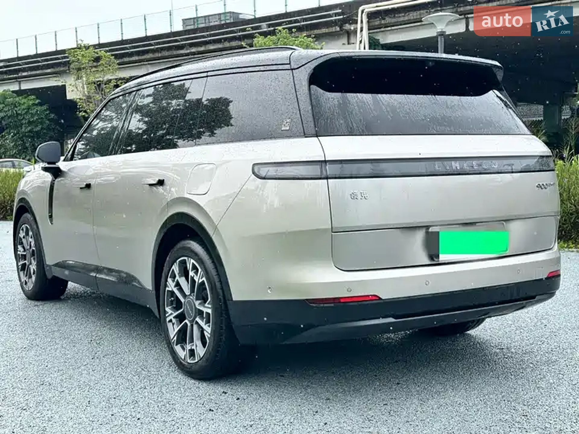 Lynk&Co 900 2025 VIN L6T79END0ST222361 фото оголошення 6 з 18