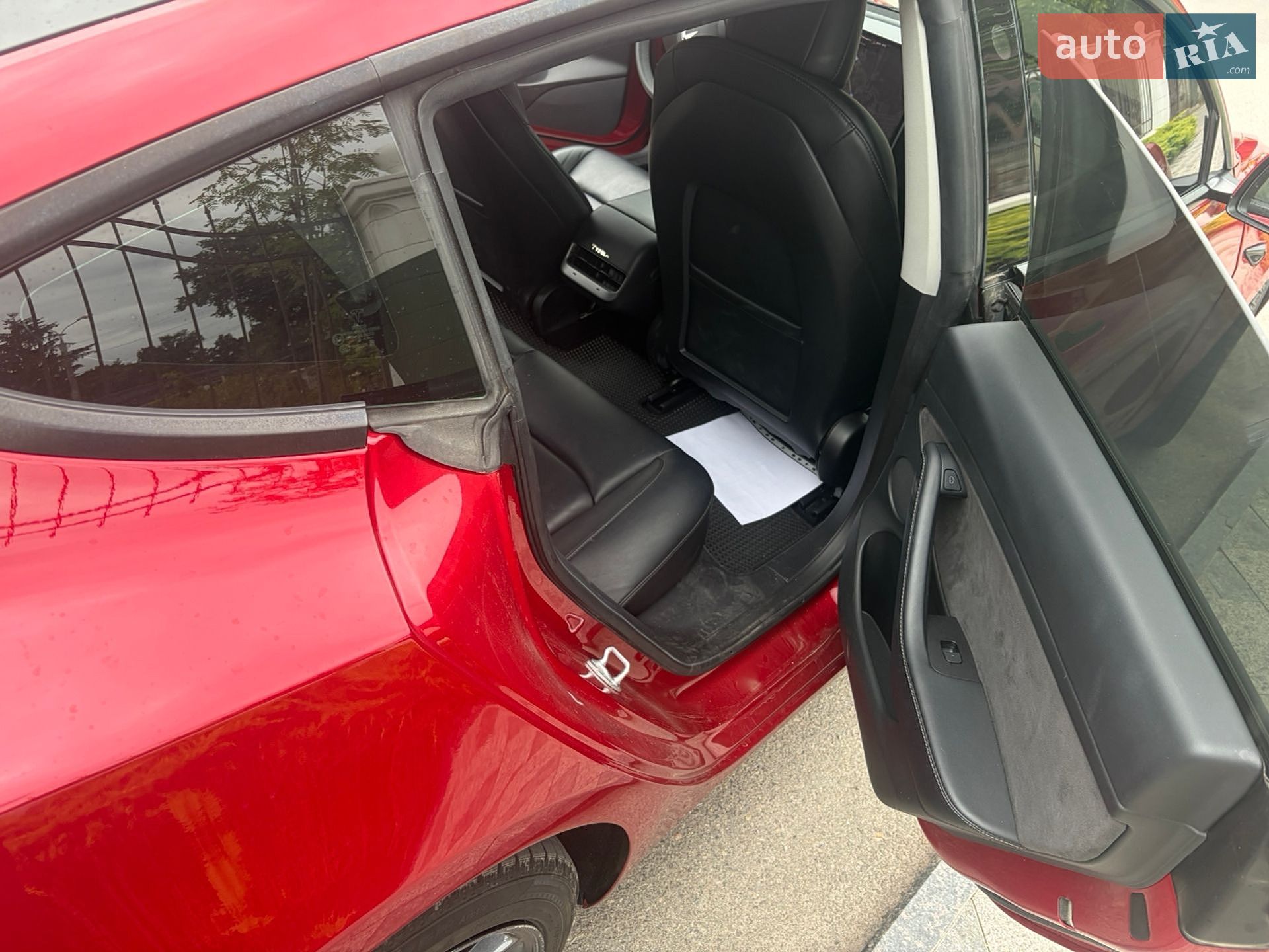 Tesla Model 3 2022 VIN 5YJ3E1EA7NF152114 фото оголошення 10 з 18