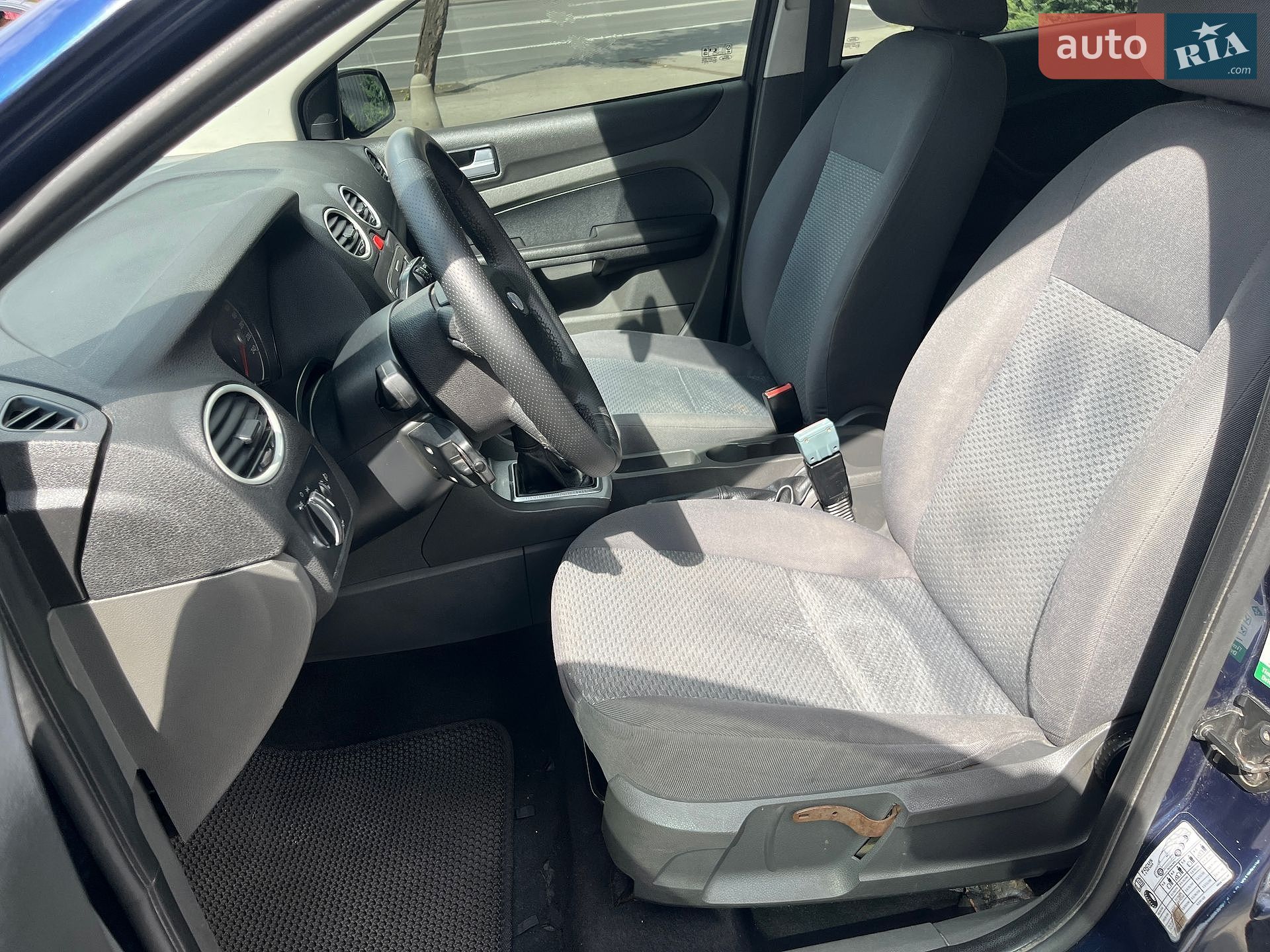 Ford Focus 2005 VIN WF05XXGCD55M76731 фото оголошення 8 з 10