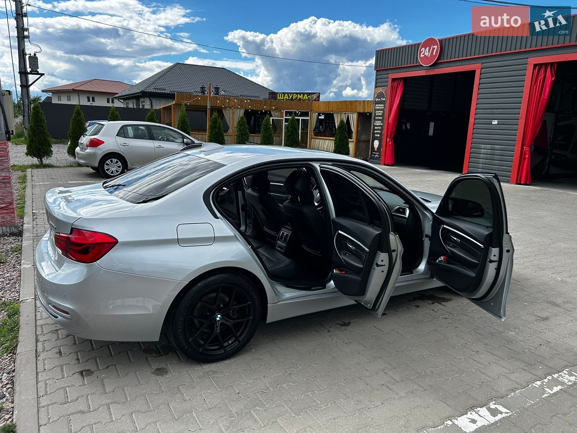 BMW 3 Series 2016 VIN WBA8E5C51GK388649 фото оголошення 6 з 12