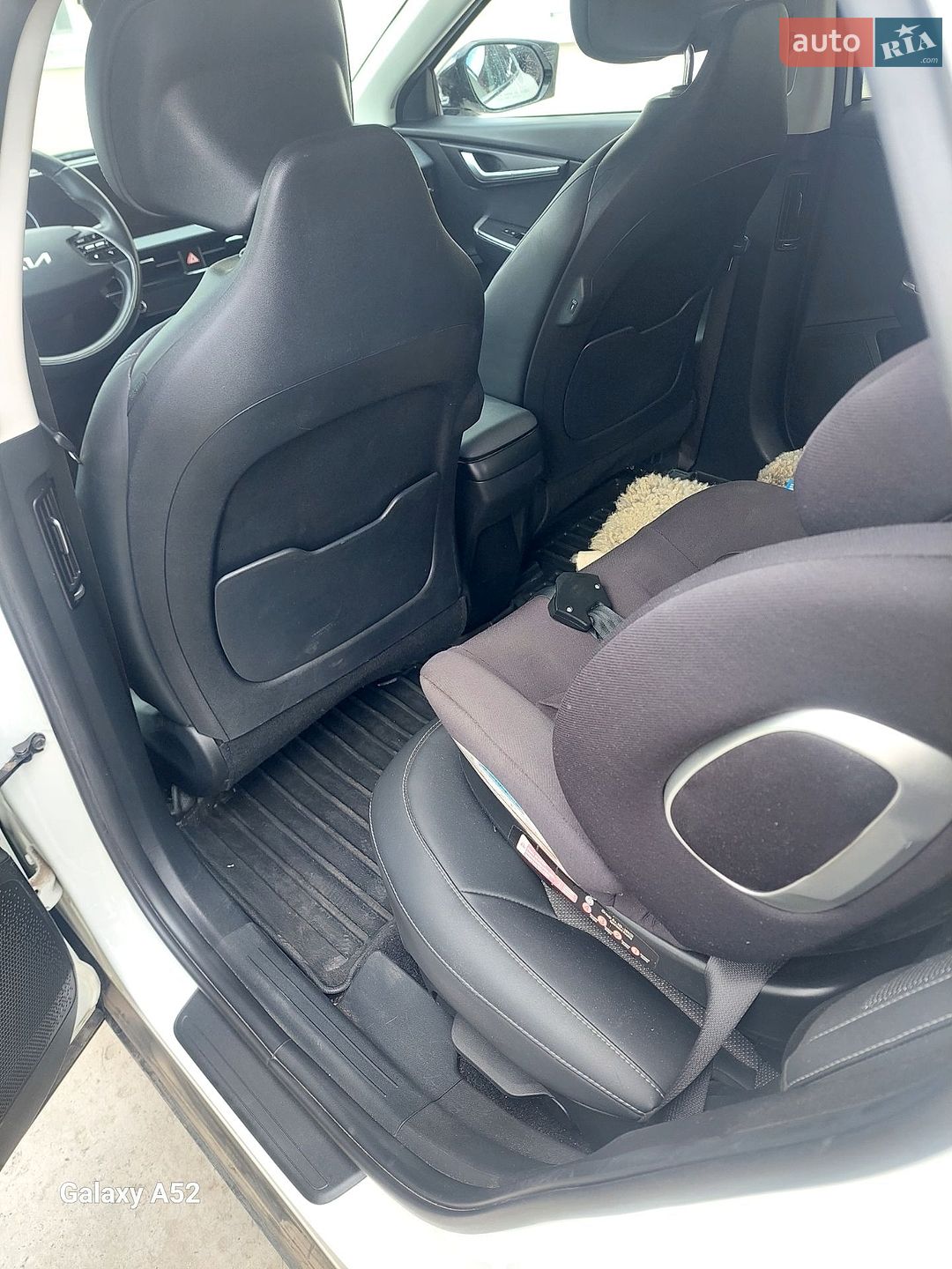 Kia EV6 2023 VIN KNDC34LB8P5608693 фото оголошення 11 з 30