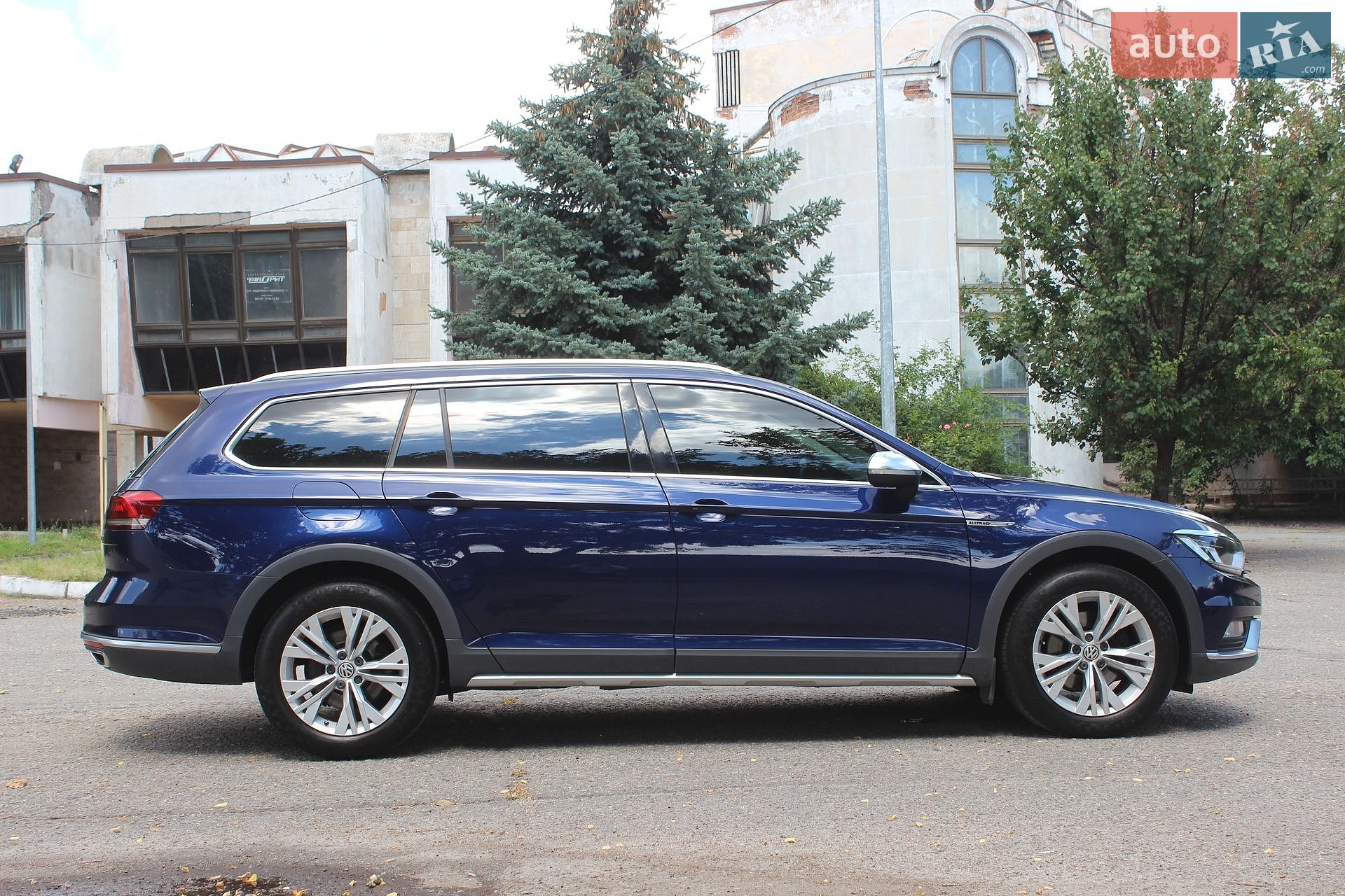 Volkswagen Passat Alltrack 2018 VIN WVWZZZ3CZJE216018 фото оголошення 6 з 37
