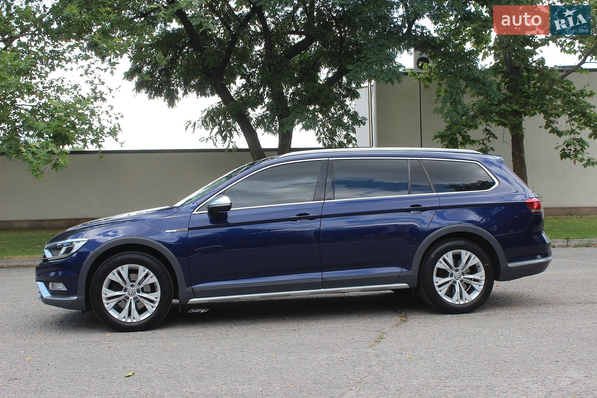 Volkswagen Passat Alltrack 2018 VIN WVWZZZ3CZJE216018 фото оголошення 10 з 37