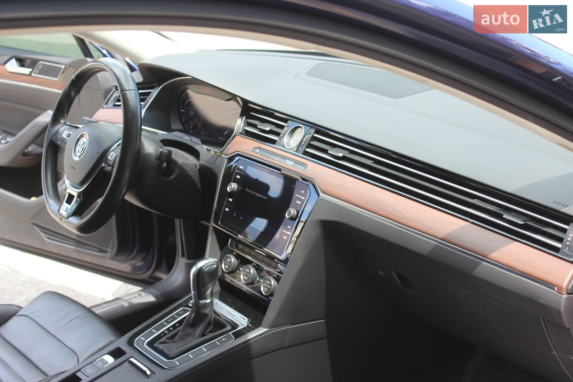 Volkswagen Passat Alltrack 2018 VIN WVWZZZ3CZJE216018 фото оголошення 24 з 37