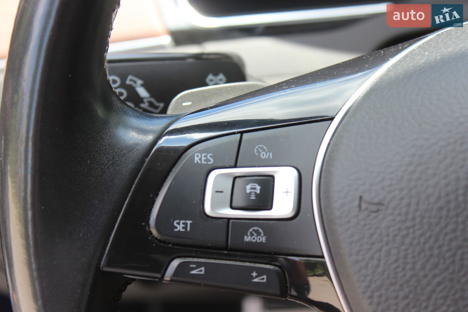 Volkswagen Passat Alltrack 2018 VIN WVWZZZ3CZJE216018 фото оголошення 28 з 37