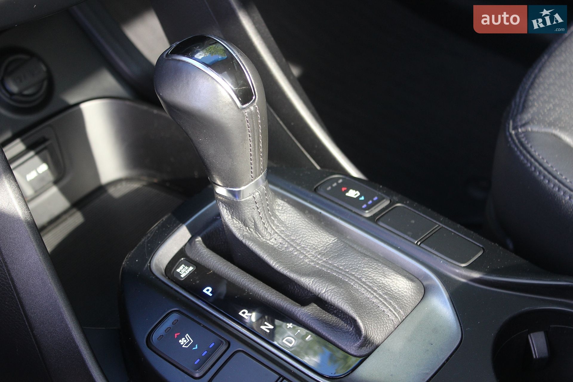 Hyundai Santa FE 2012 VIN KMHSW81UBDU053685 фото оголошення 43 з 51