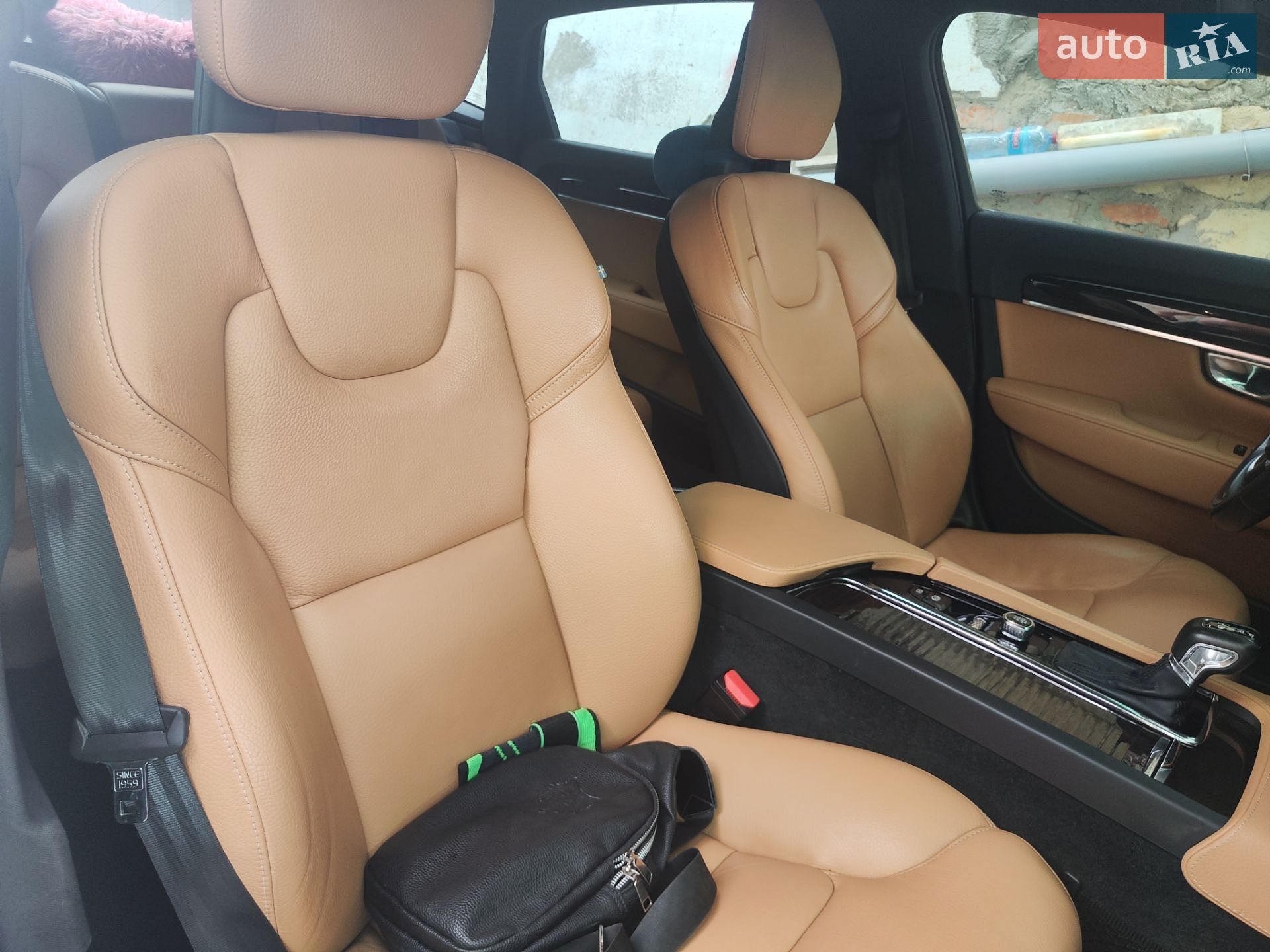 Volvo S90 2017 VIN LVY982MK1JP037731 фото оголошення 16 з 33