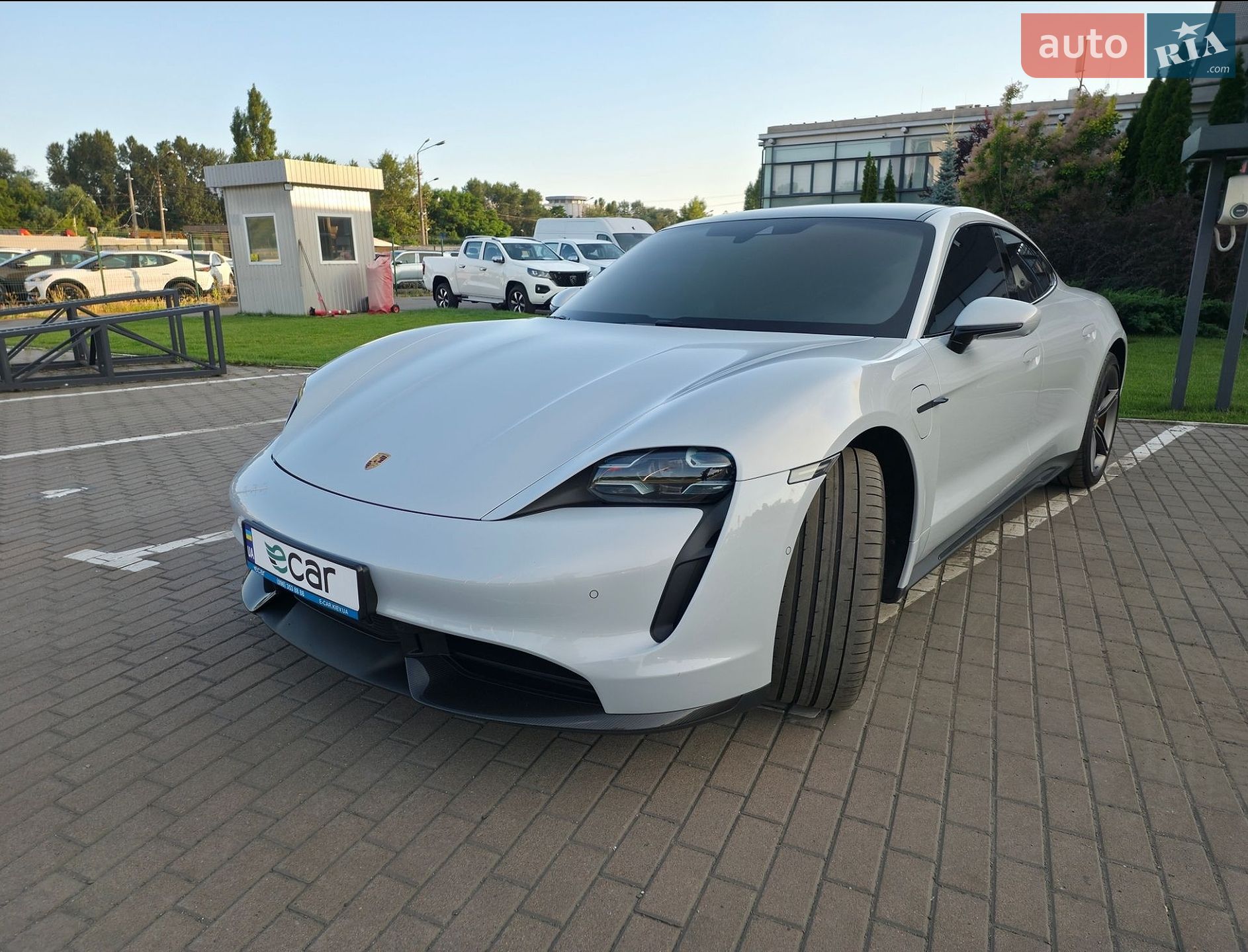 Porsche Taycan 2021 VIN WP0ZZZY1ZMSA57857 фото оголошення 2 з 44