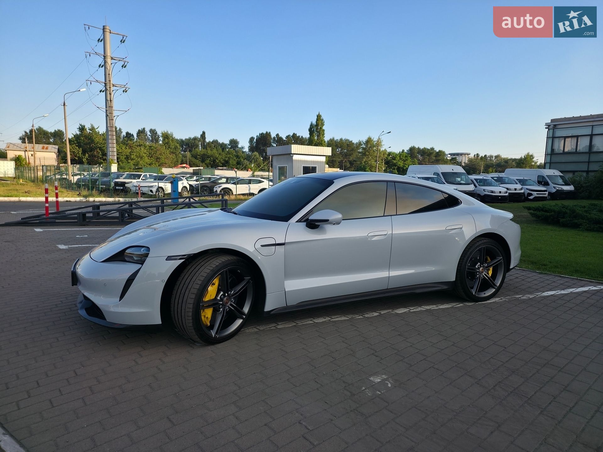 Porsche Taycan 2021 VIN WP0ZZZY1ZMSA57857 фото оголошення 10 з 44