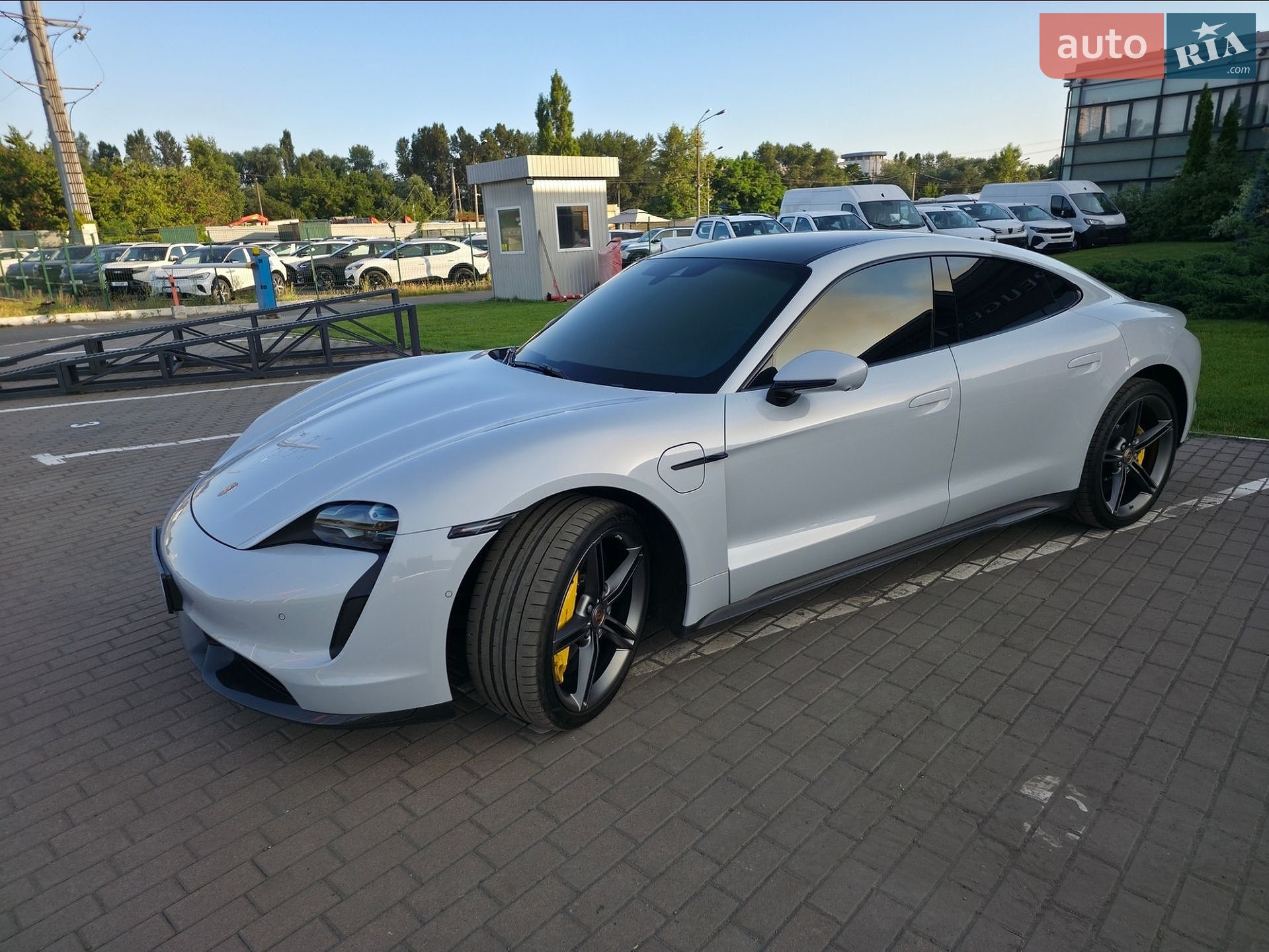 Porsche Taycan 2021 VIN WP0ZZZY1ZMSA57857 фото оголошення 11 з 44