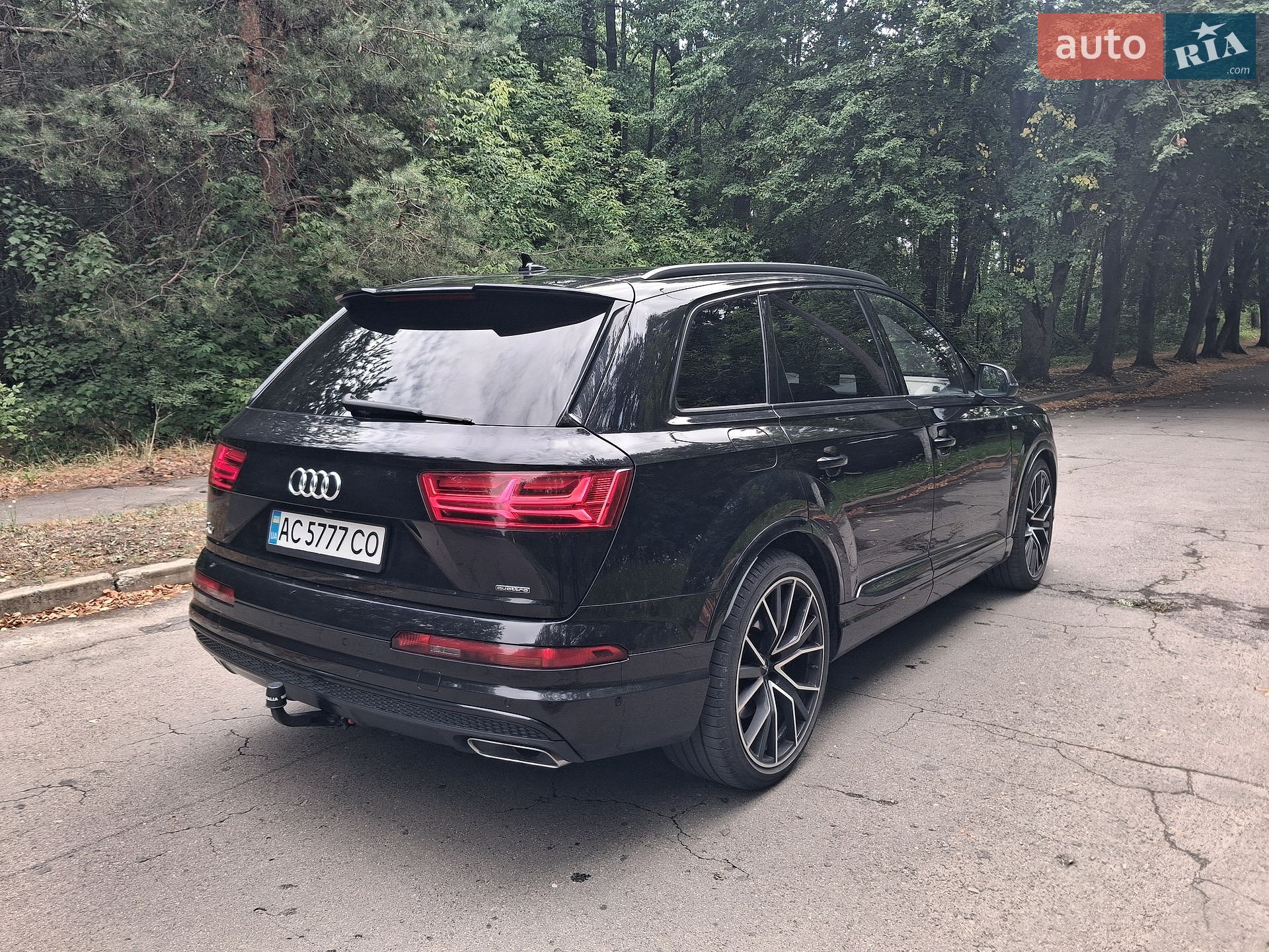 Audi Q7 2018 VIN WAUZZZ4M1JD045325 фото оголошення 5 з 74