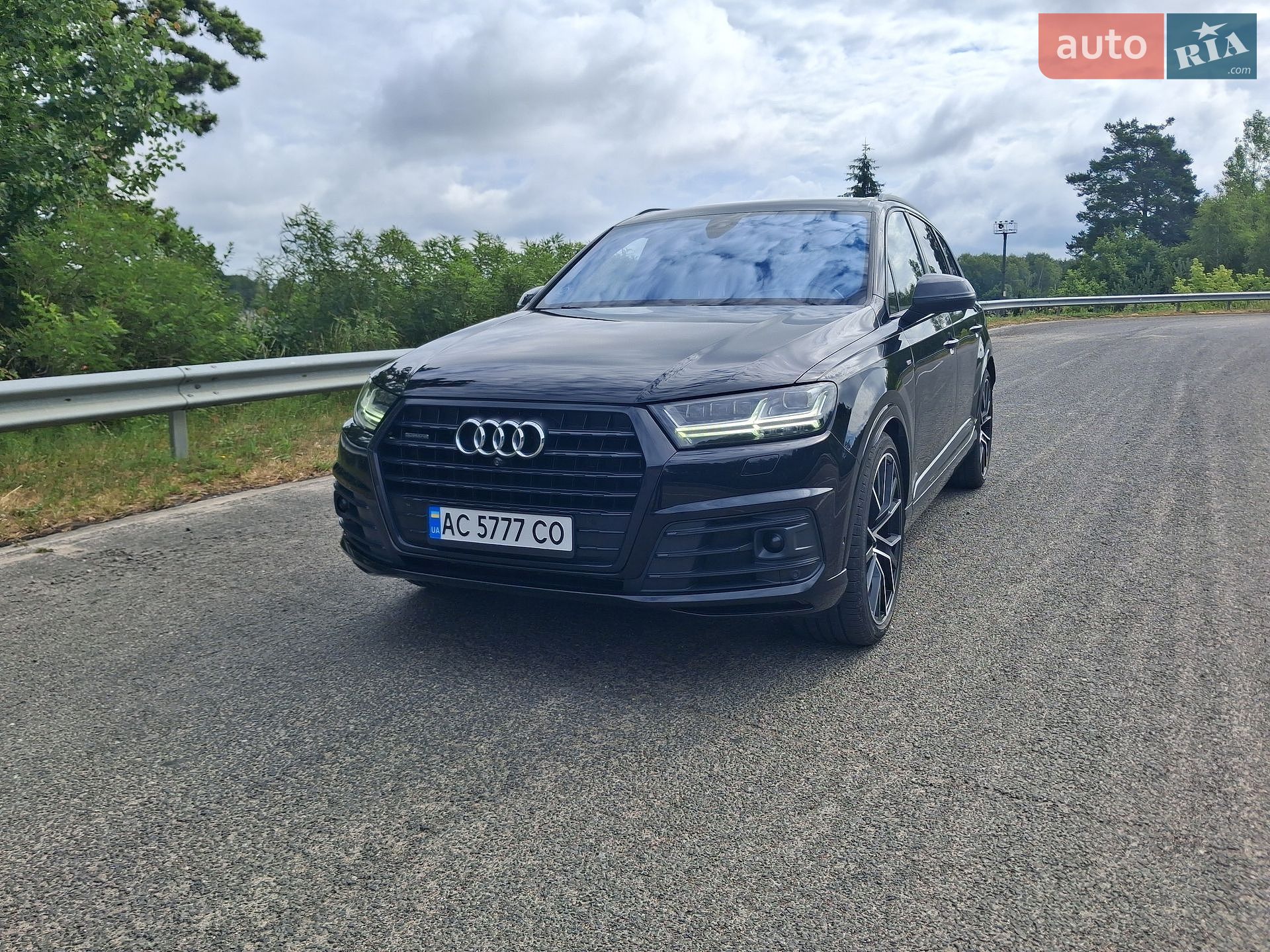 Audi Q7 2018 VIN WAUZZZ4M1JD045325 фото оголошення 18 з 74