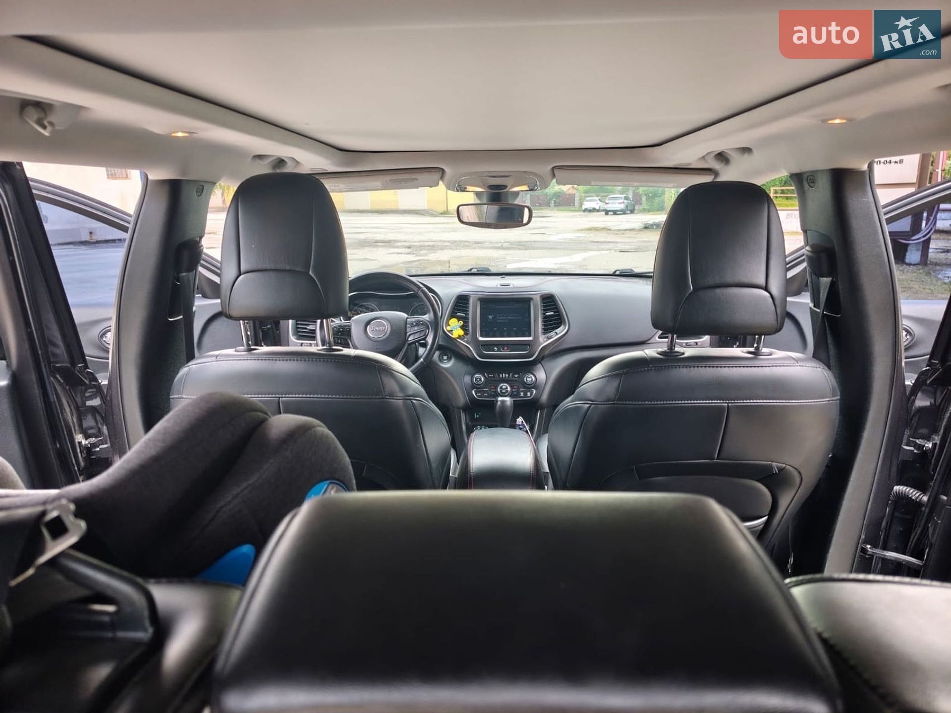 Jeep Cherokee 2019 VIN 1C4PJMBX3KD217924 фото оголошення 17 з 38