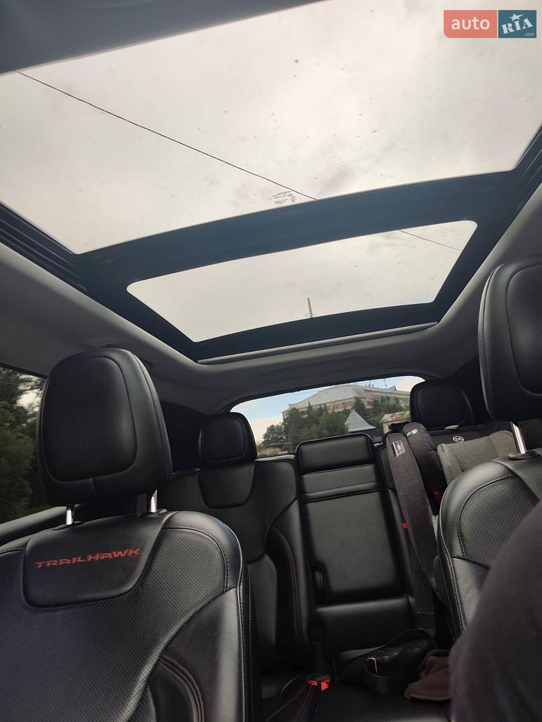 Jeep Cherokee 2019 VIN 1C4PJMBX3KD217924 фото оголошення 34 з 38