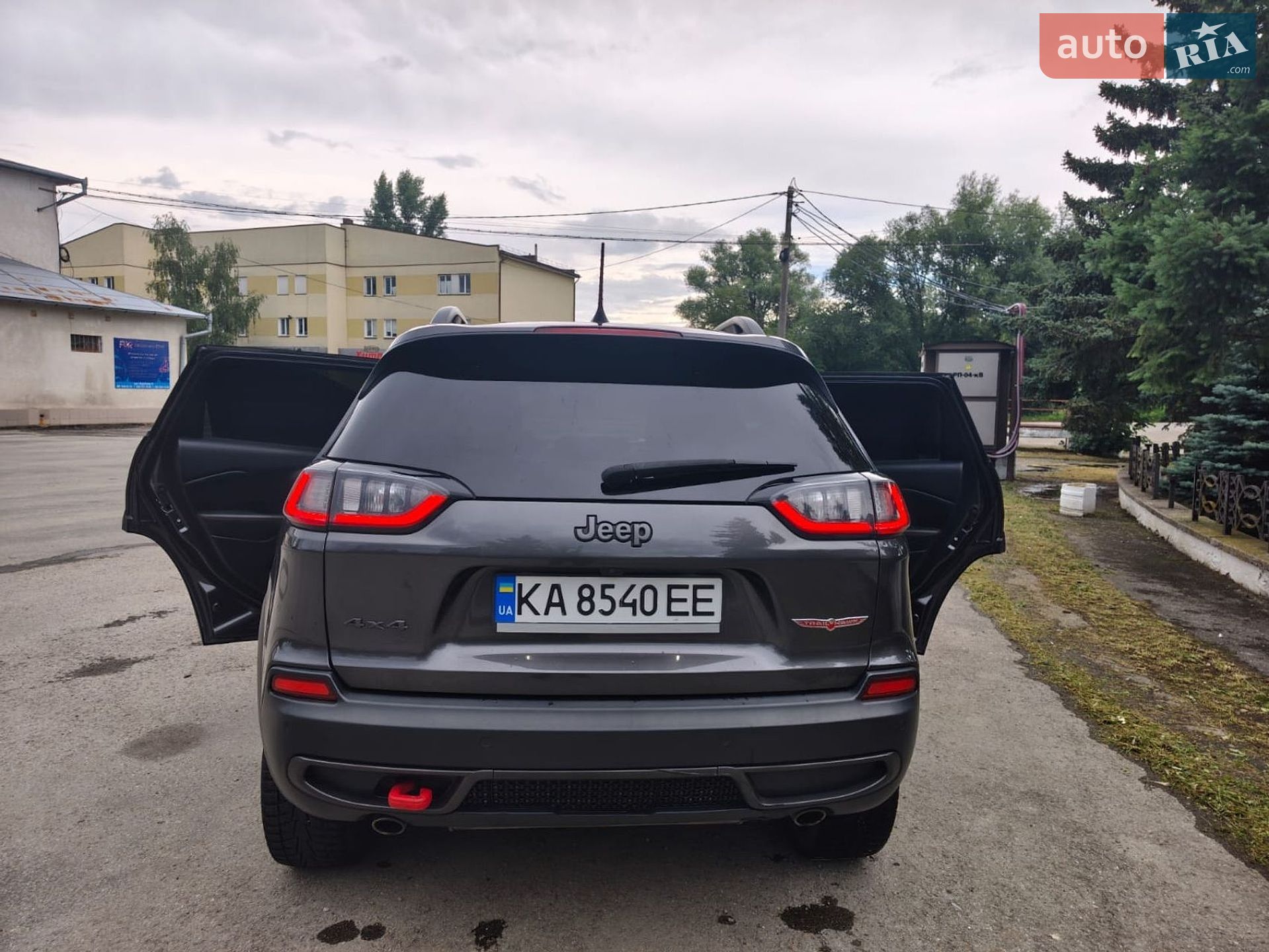 Jeep Cherokee 2019 VIN 1C4PJMBX3KD217924 фото оголошення 38 з 38