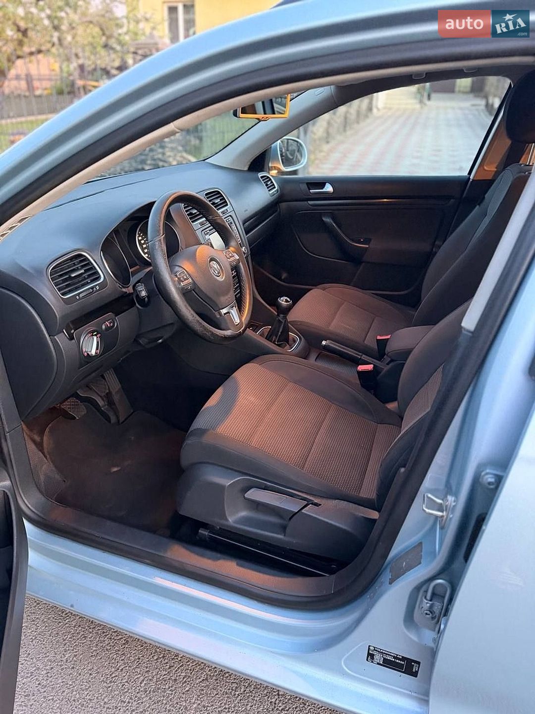 Volkswagen Golf 2010 VIN WVWZZZ1KZBM618920 фото оголошення 17 з 28