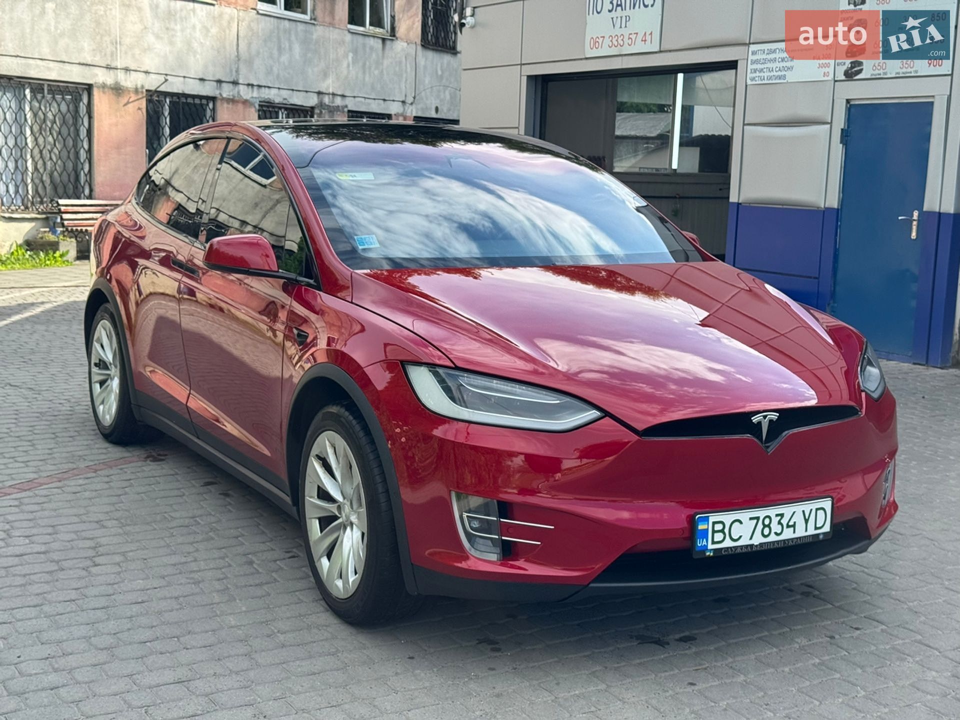 Tesla Model X 2017 VIN 5YJXCBE2XHF049120 фото оголошення 3 з 21