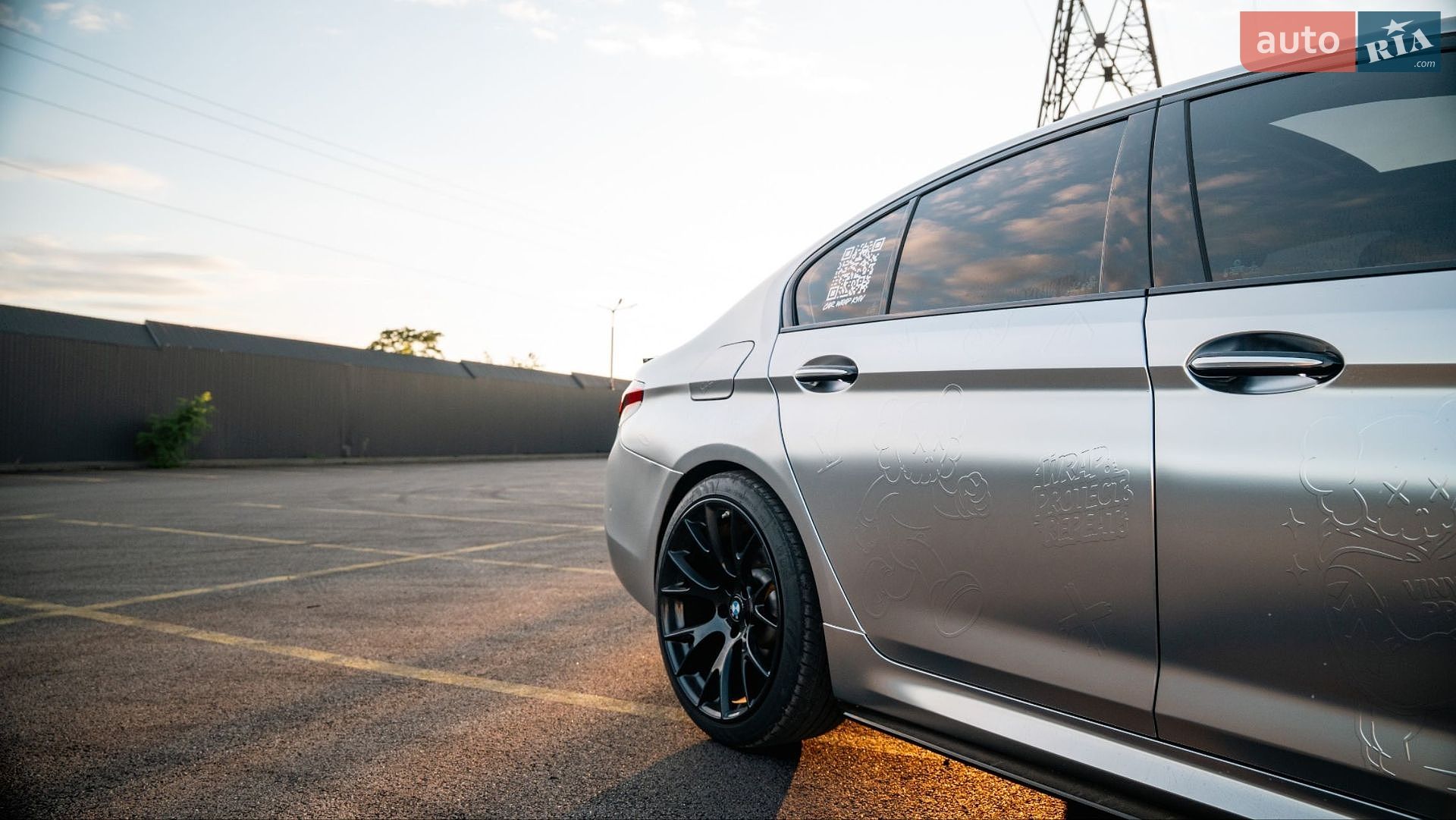 BMW 5 Series 2018 VIN WBAJE5C58JWA95562 фото оголошення 16 з 26