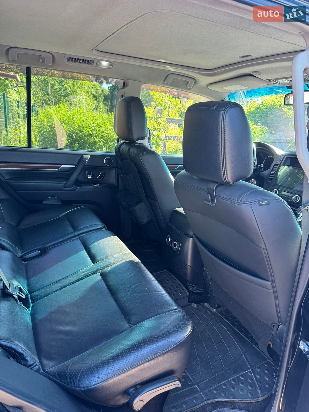 Mitsubishi Pajero Wagon 2009 VIN JMYLRV93W9J000322 фото оголошення 16 з 21