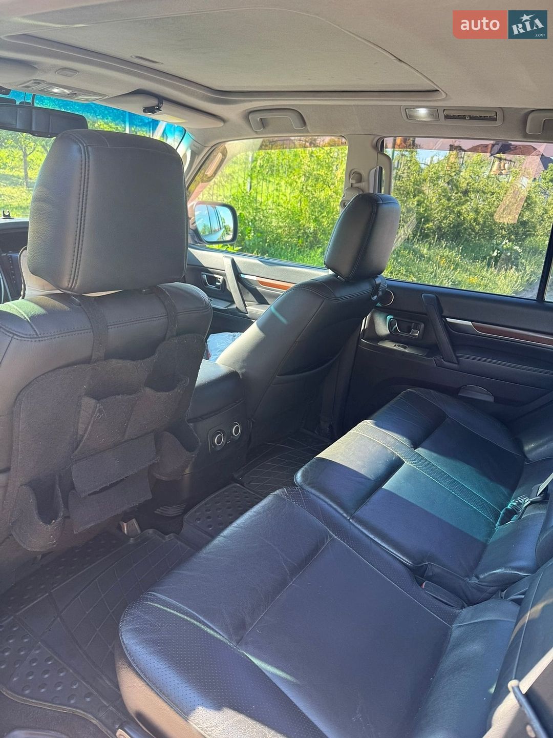 Mitsubishi Pajero Wagon 2009 VIN JMYLRV93W9J000322 фото оголошення 17 з 21